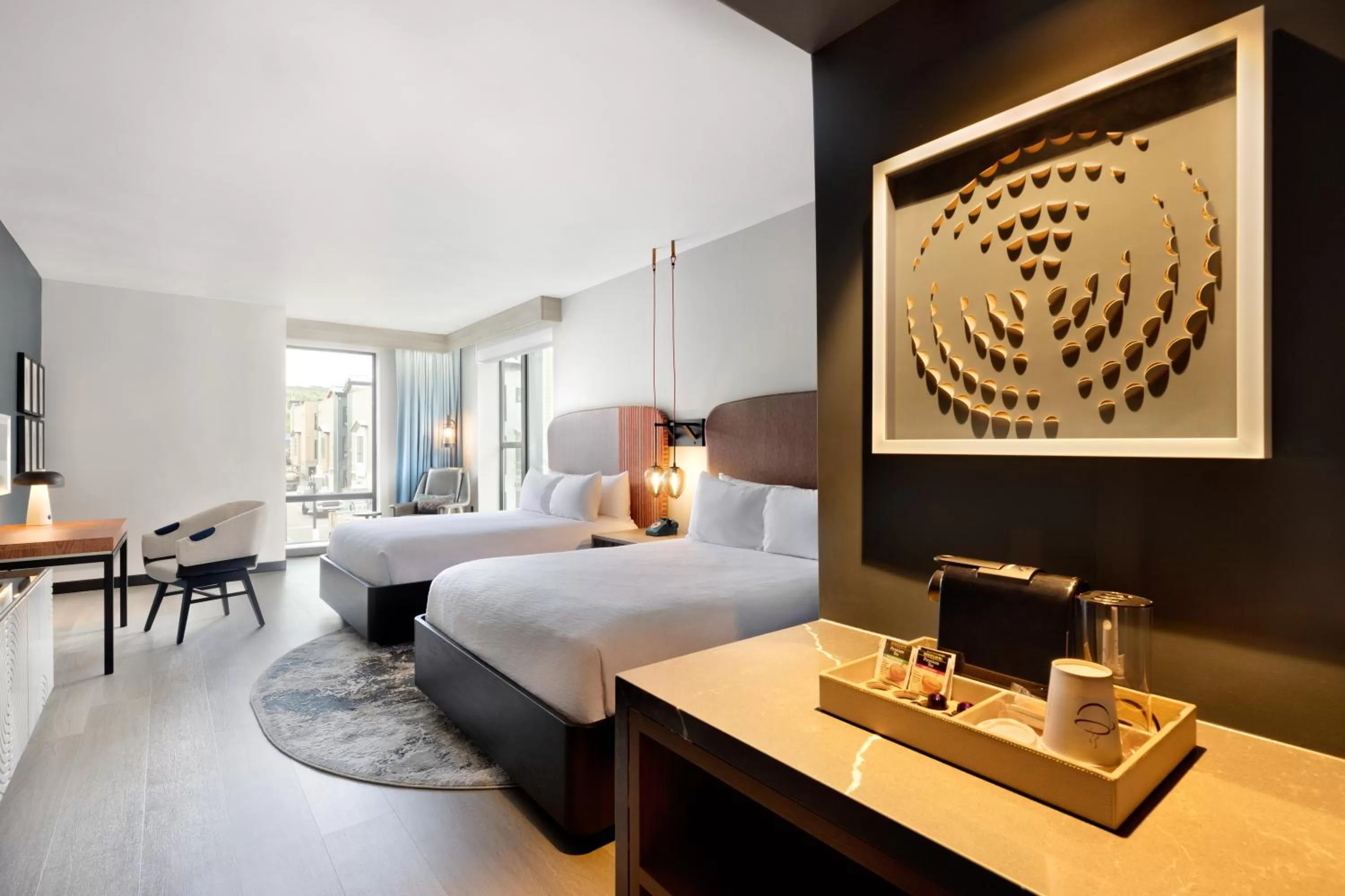 Toilet, Bed in Hotel Indigo - Silverthorne by IHG