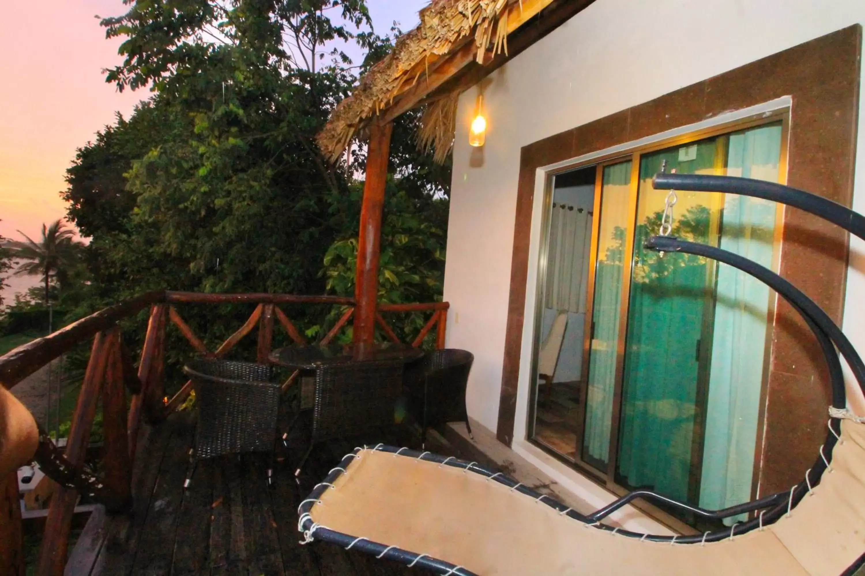 Balcony/Terrace in Hotel Pancho Villas Bacalar Vista a Laguna