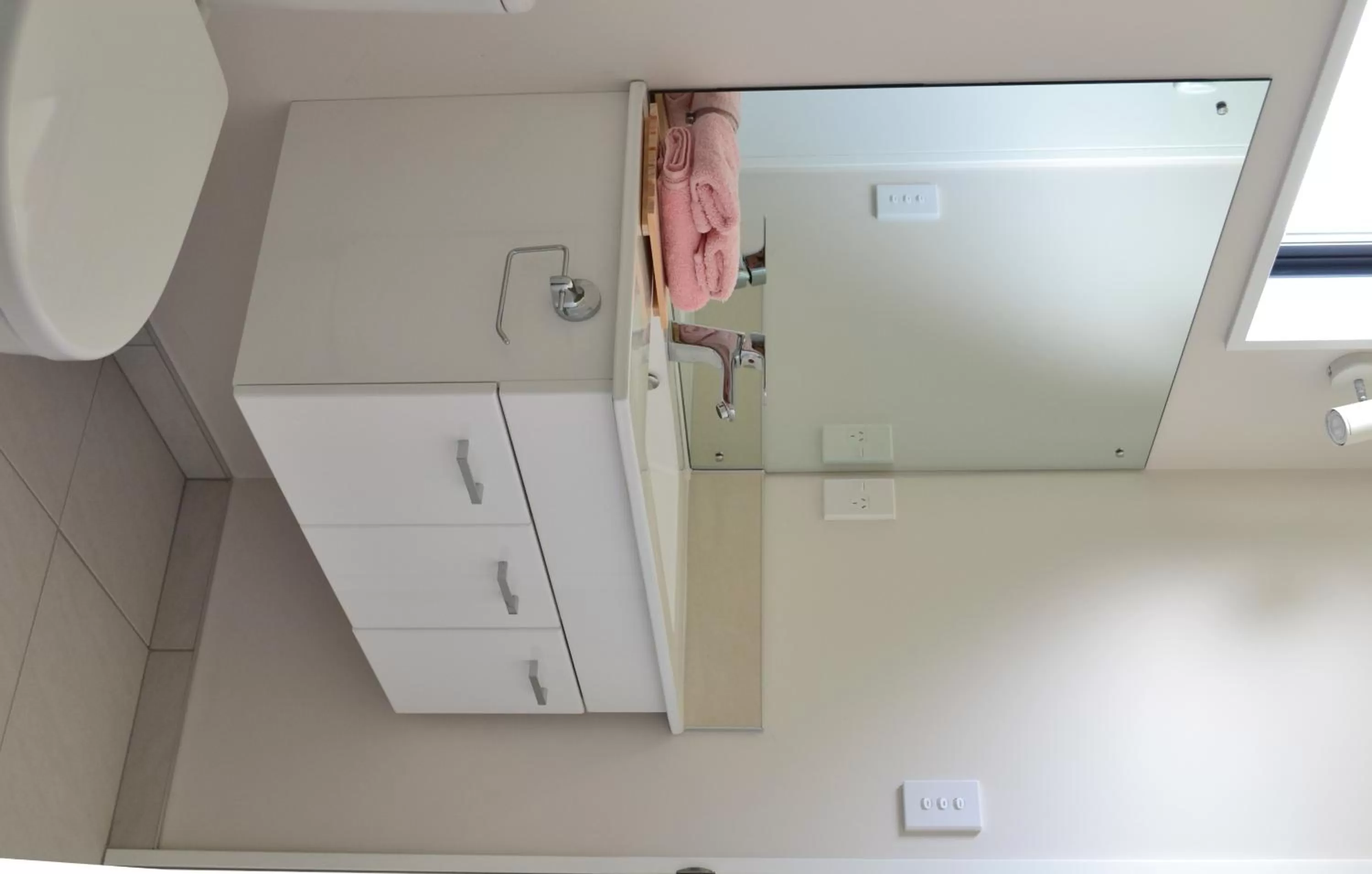 Bathroom in 319 Addington Motel