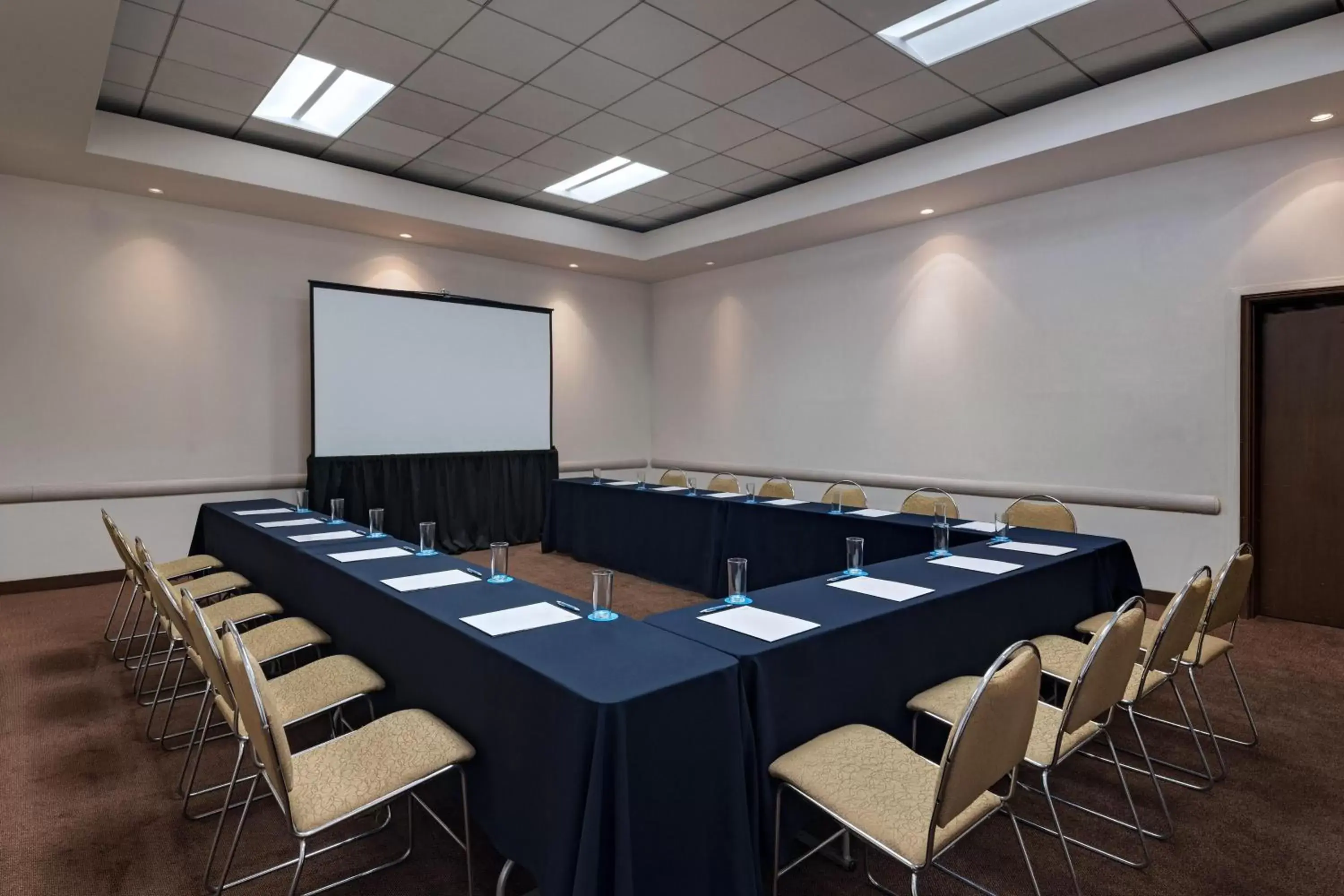 Meeting/conference room in Four Points by Sheraton Galerias Monterrey