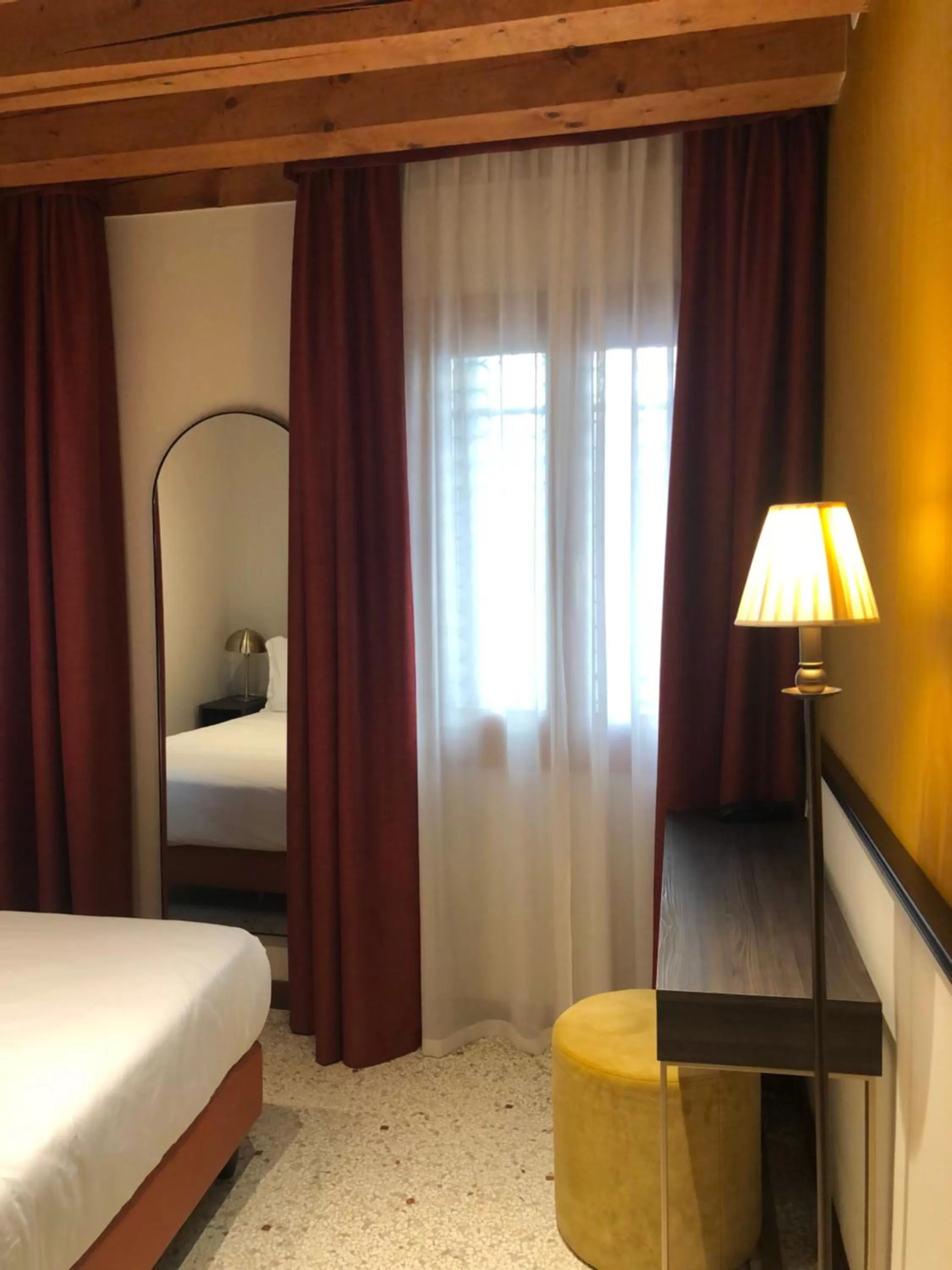 Bed in Palazzina Fortuny