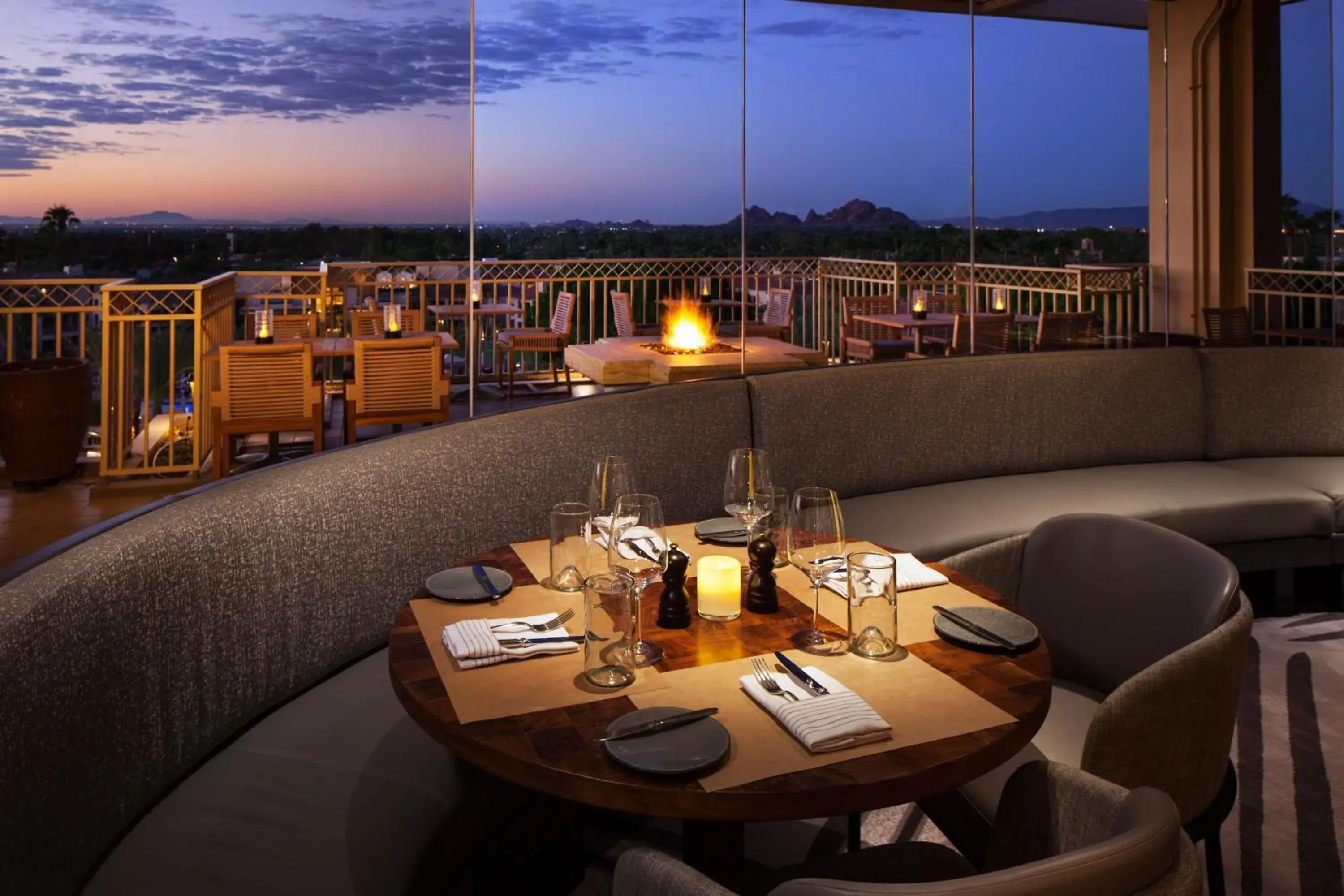 Restaurant/Places to Eat in The Canyon Suites At The Phoenician, A Luxury Collection Resort