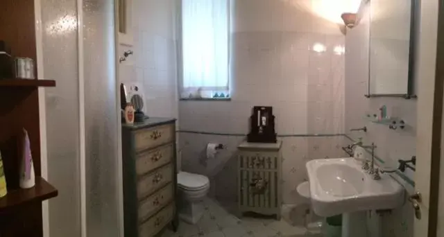 Bathroom in In Via Roma