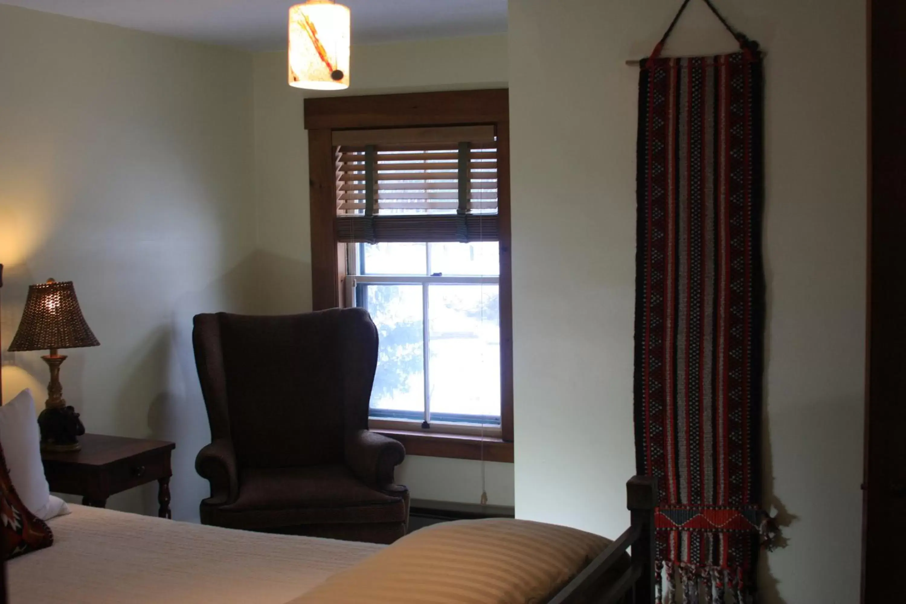 Decorative detail, Bed in Follansbee Inn