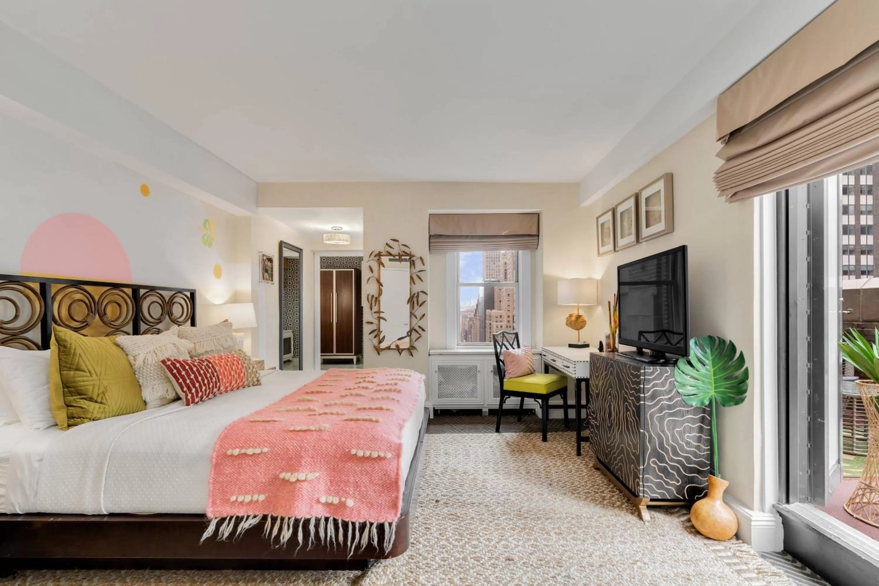 Bedroom, Bed in The Lexington Hotel, Autograph Collection