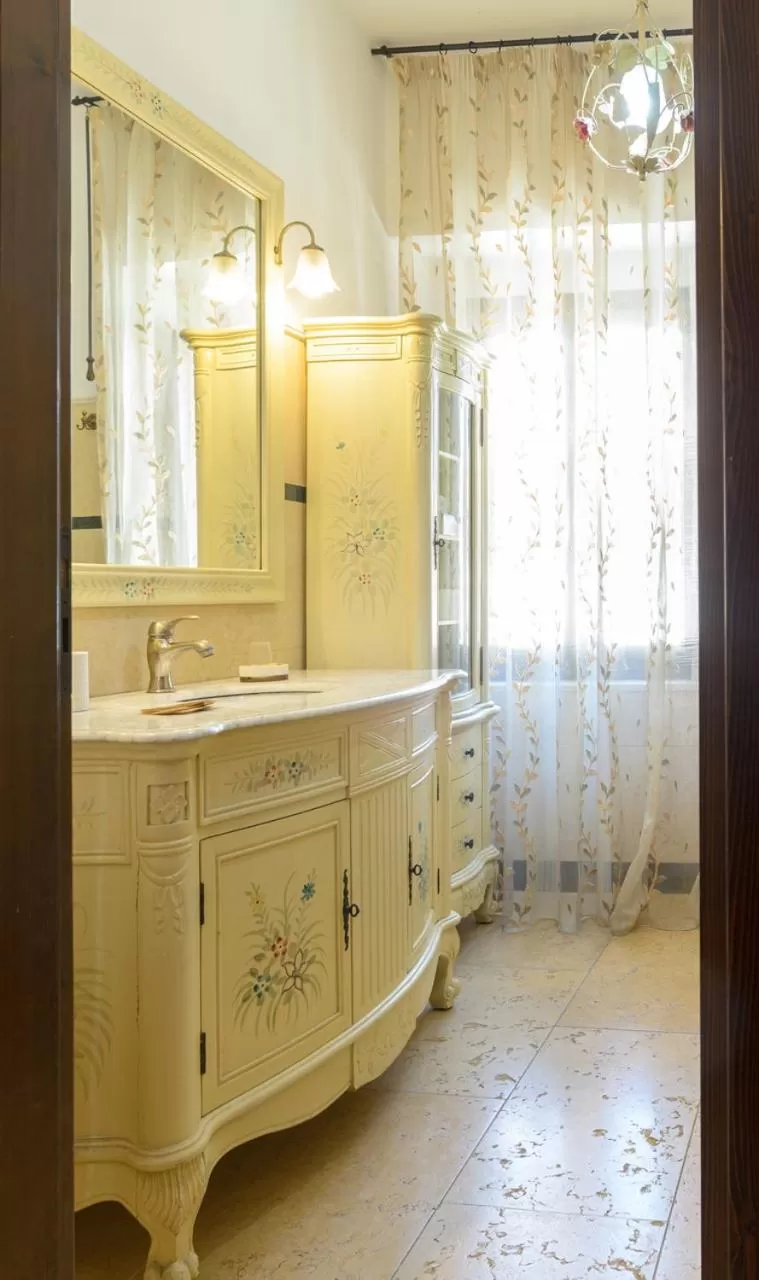 Bathroom in B&B Le Stanze di Ludovica