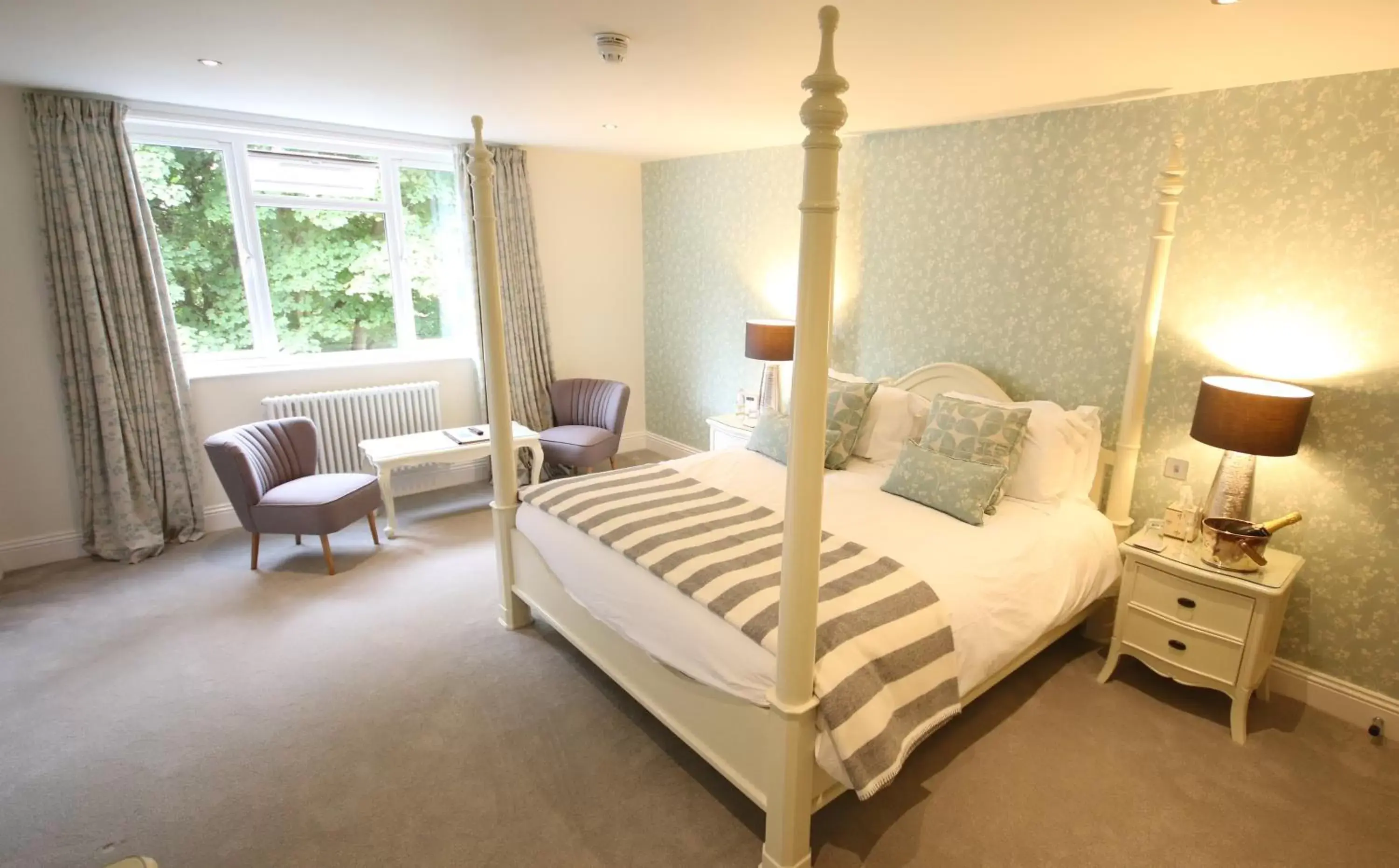 Photo of the whole room, Room Photo in The Malvern Hills Hotel