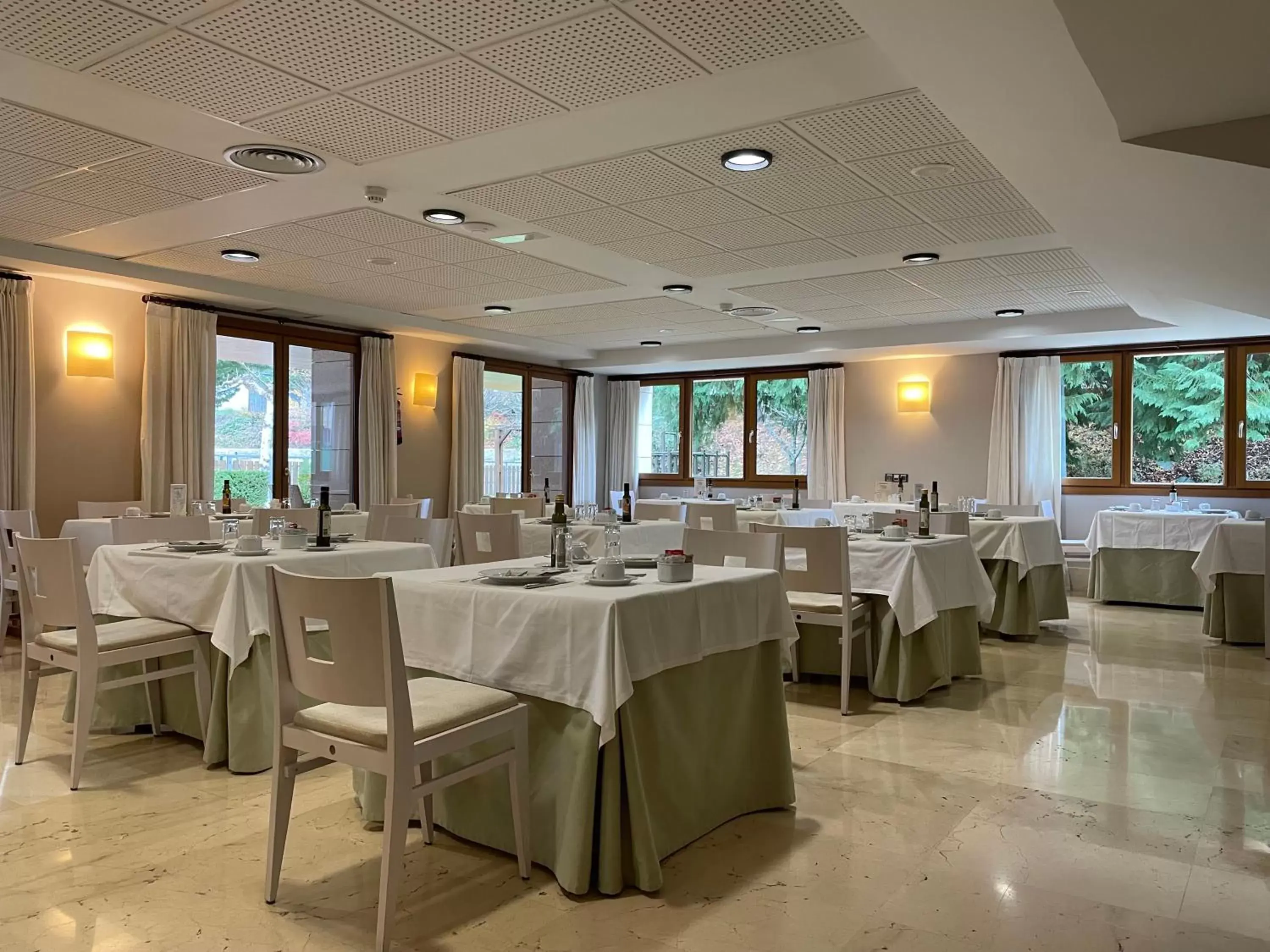 Breakfast in Parador de Puebla de Sanabria Breakfast in Parador de Puebla de Sanabria