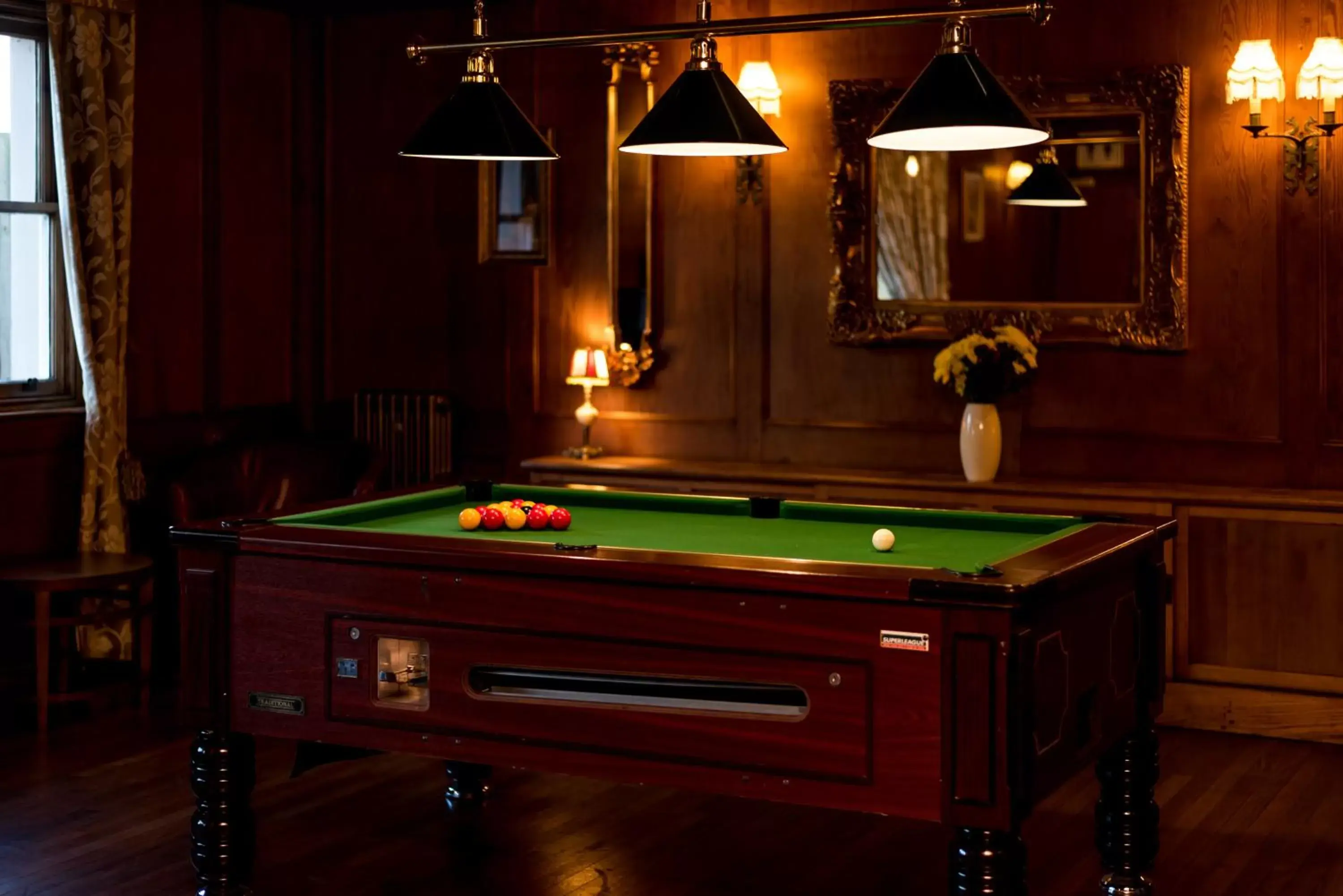 Billiards in Grey Harlings Hotel