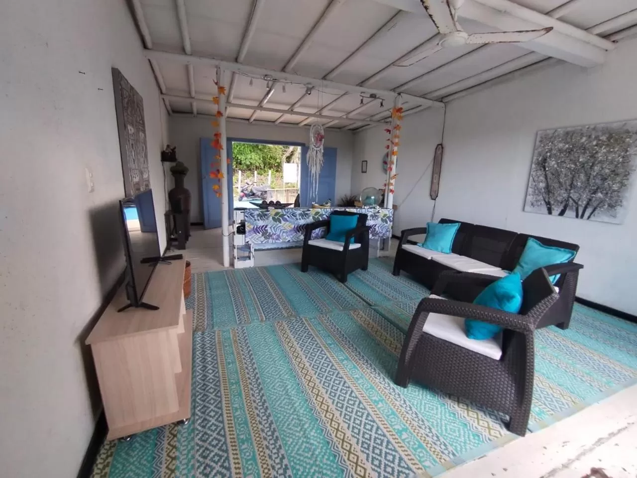 Communal lounge/ TV room, Seating Area in Massalli Sanctuary Lodge