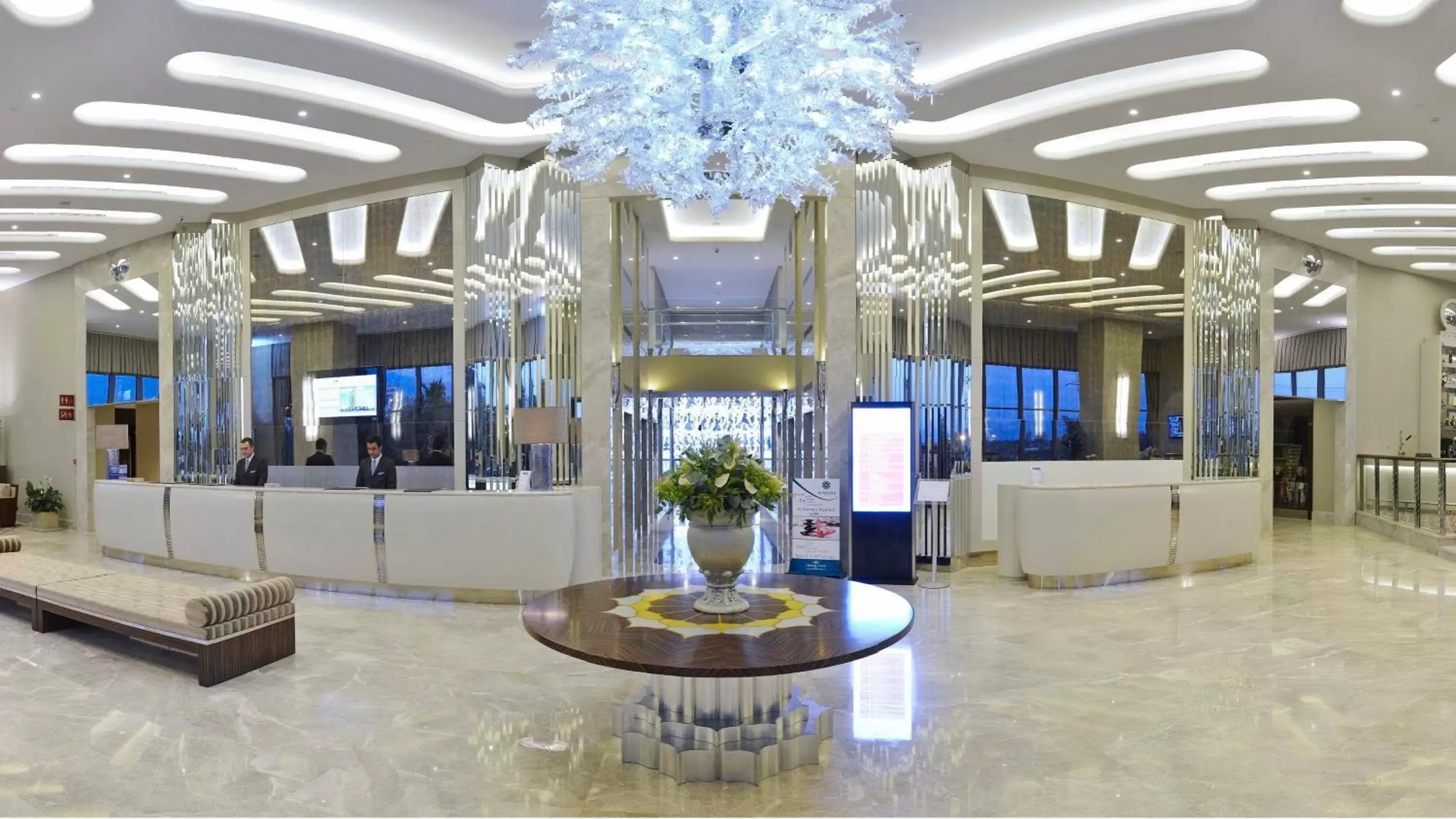 Property building, Lobby/Reception in Crowne Plaza Bursa Convention Center & Thermal Spa, an IHG Hotel