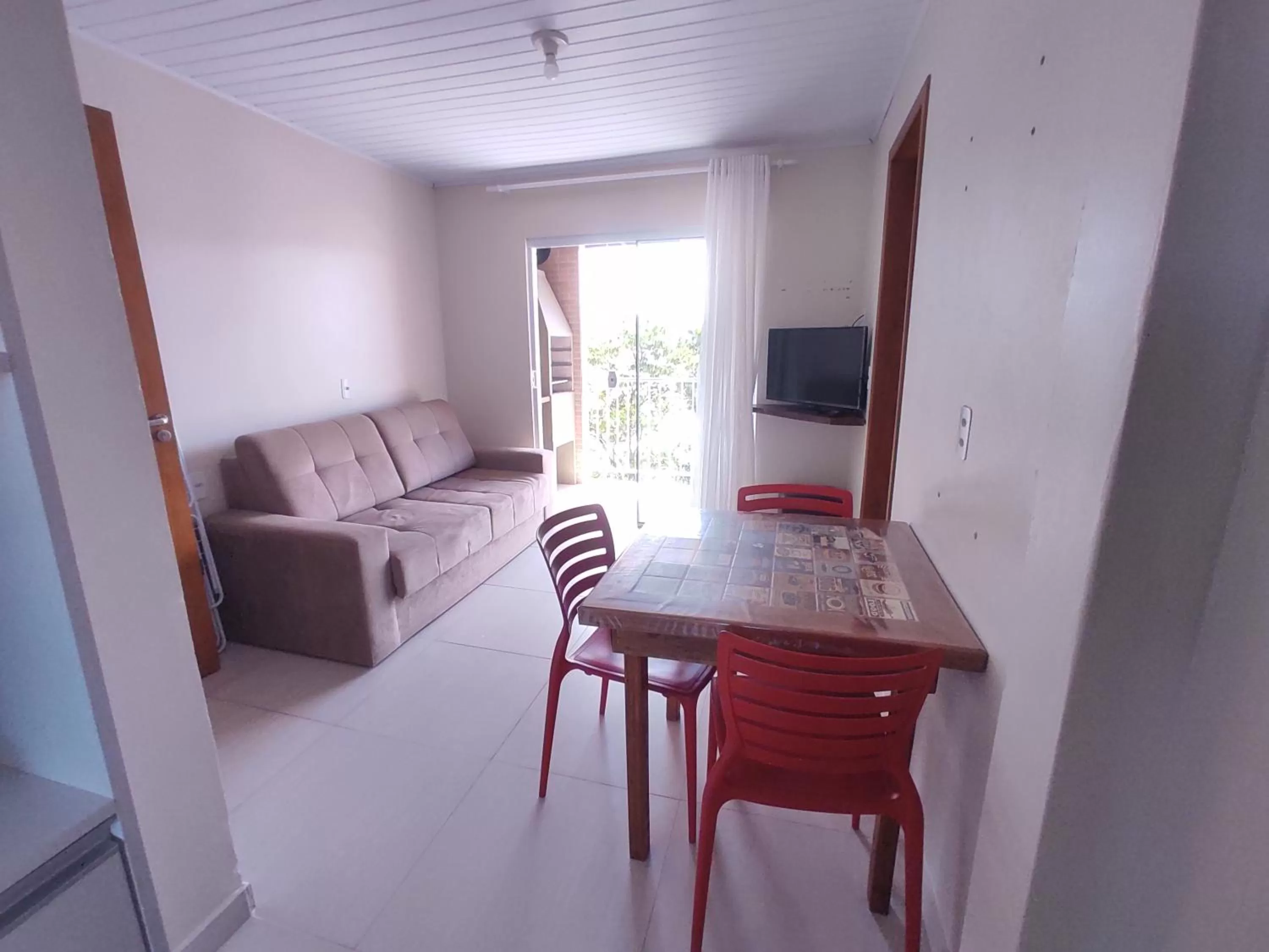Dining Area in Residencial Massiambu