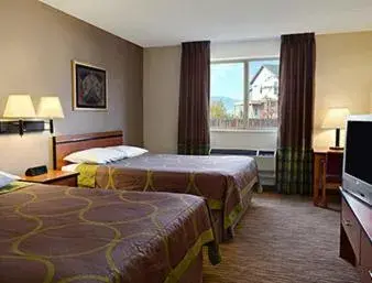 Queen Room with Two Queen Beds - Non-Smoking in Super 8 by Wyndham Colorado Springs Airport