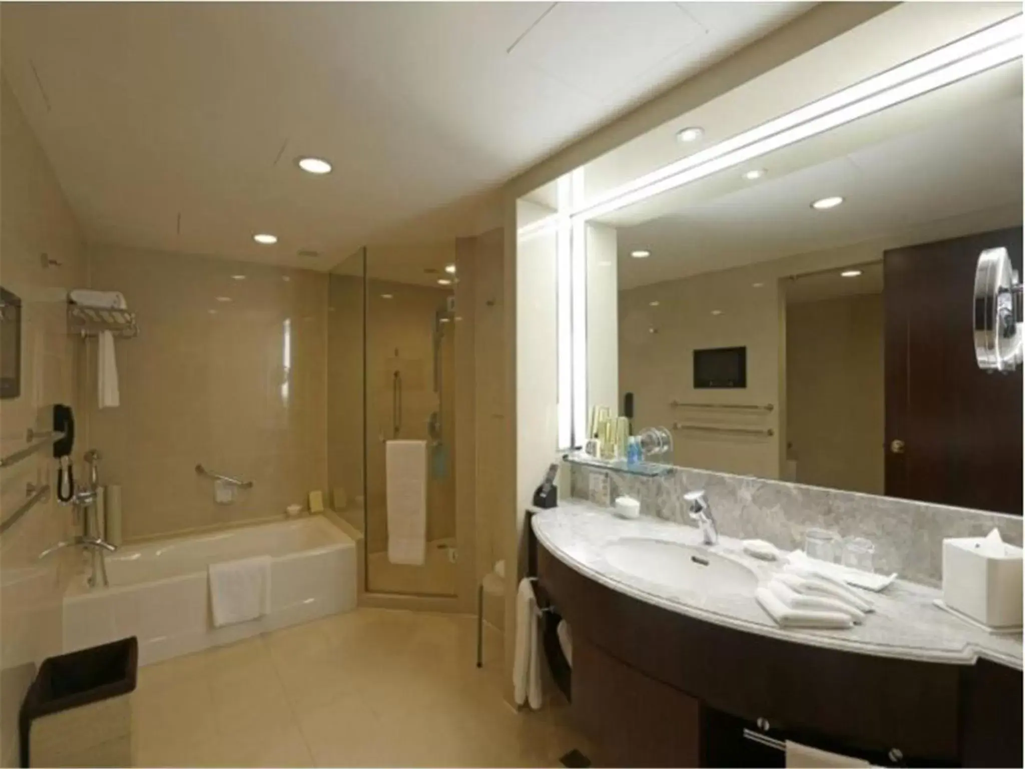 Bathroom in Shangri-La Dalian