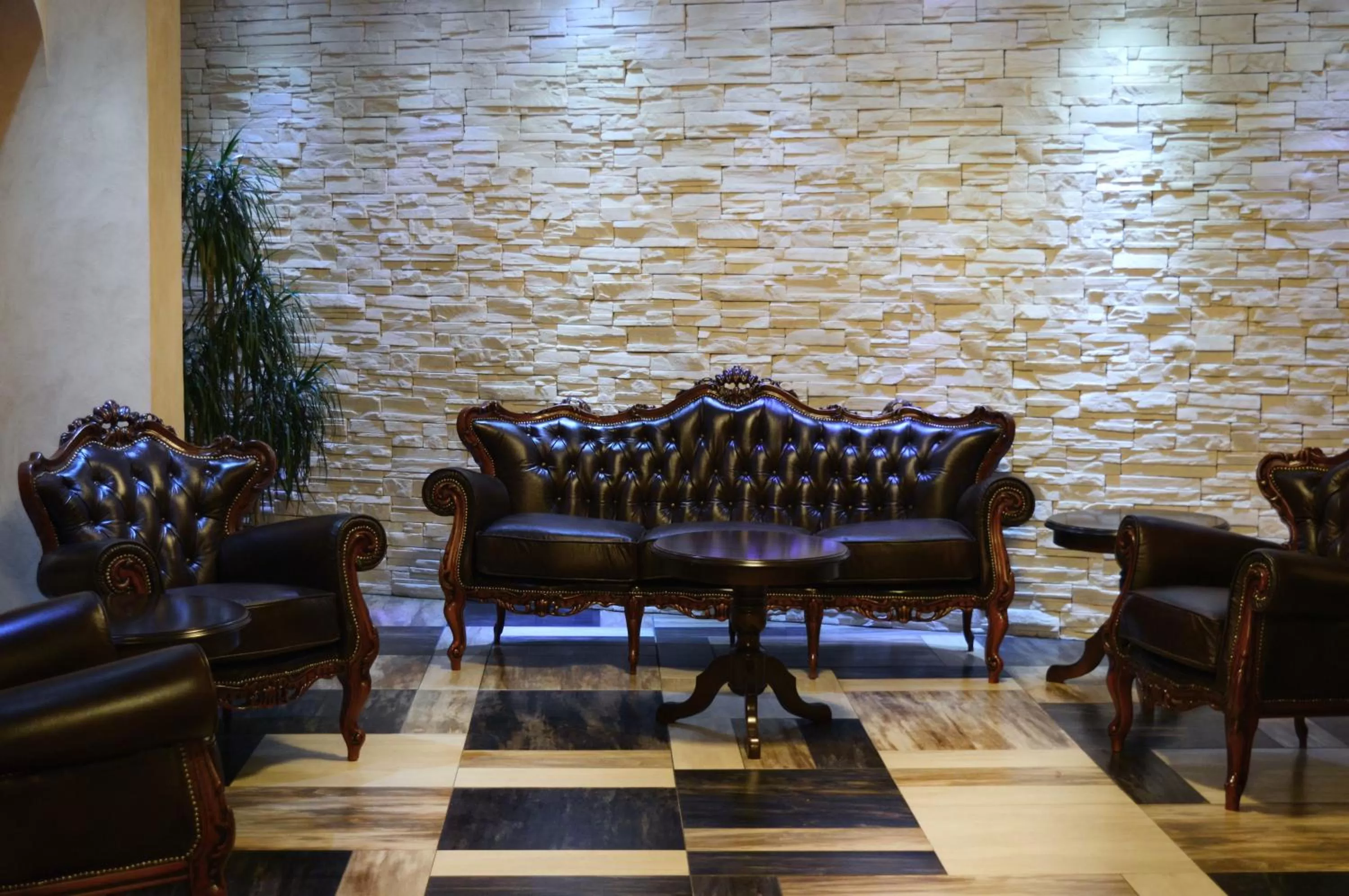 Communal lounge/ TV room in Belgrade City Hotel