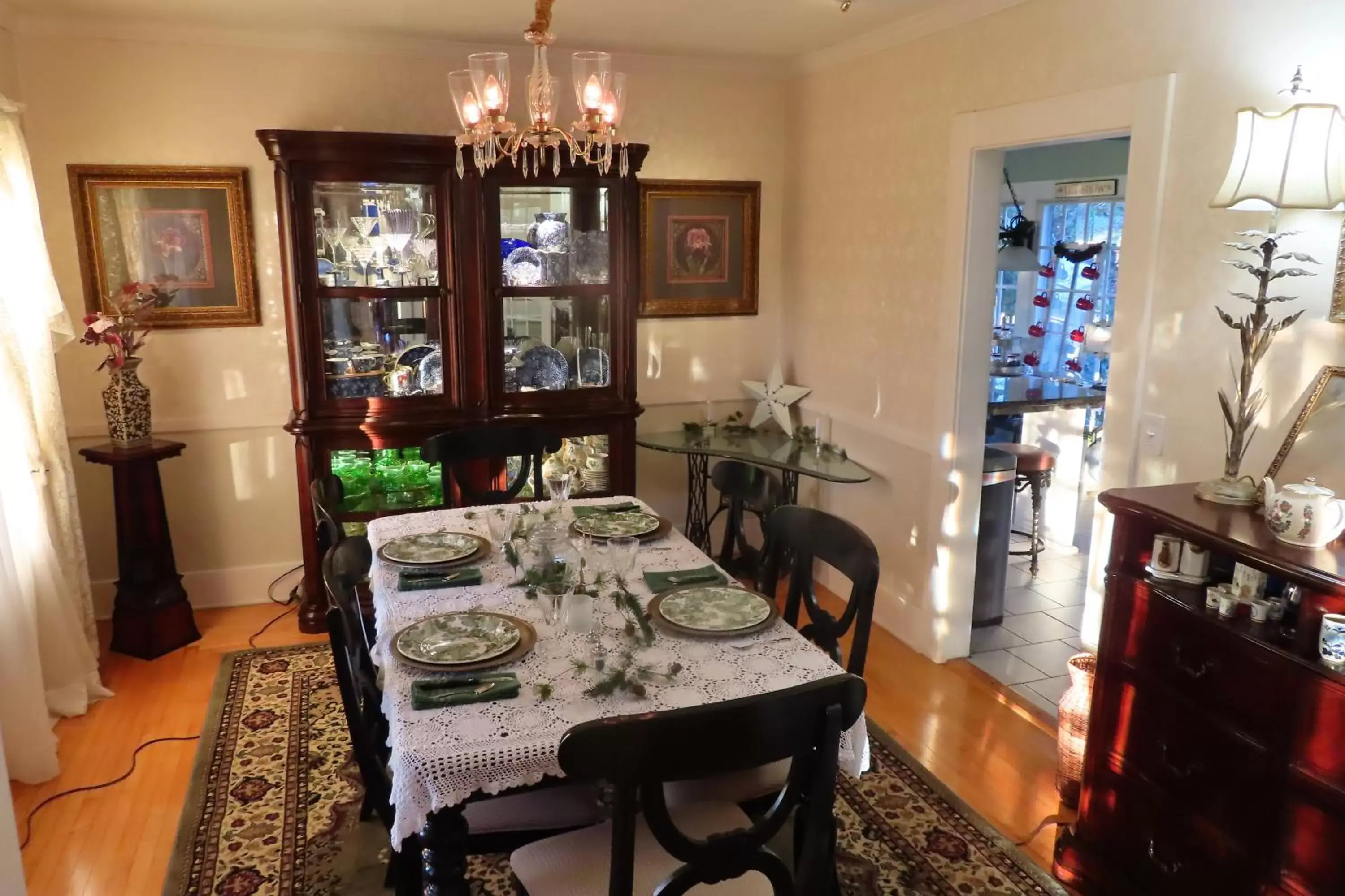 Dining area, Restaurant/Places to Eat in Terraluna Inn