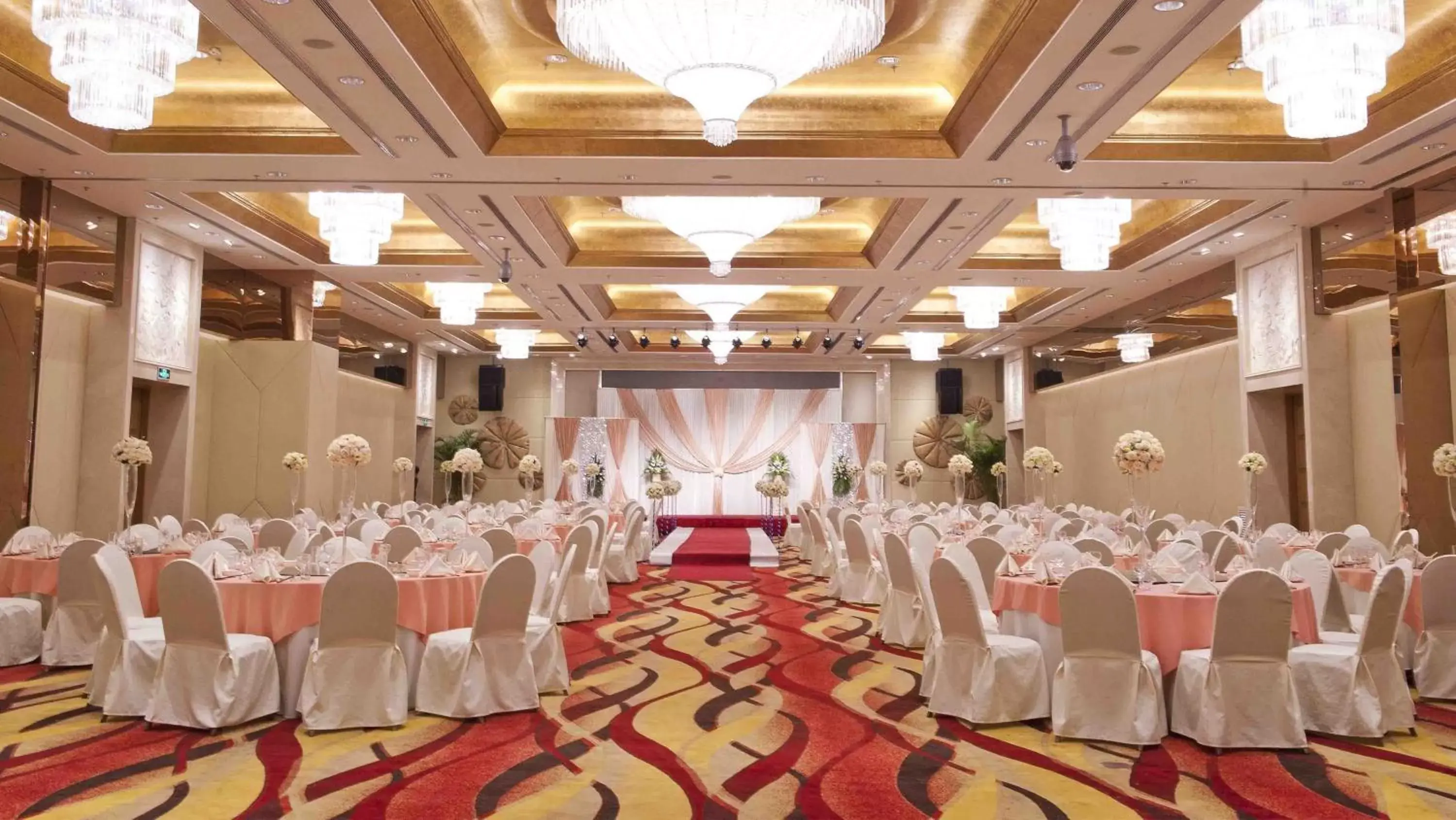 Banquet/Function facilities, Banquet Facilities in Holiday Inn Shanghai Pudong, an IHG Hotel