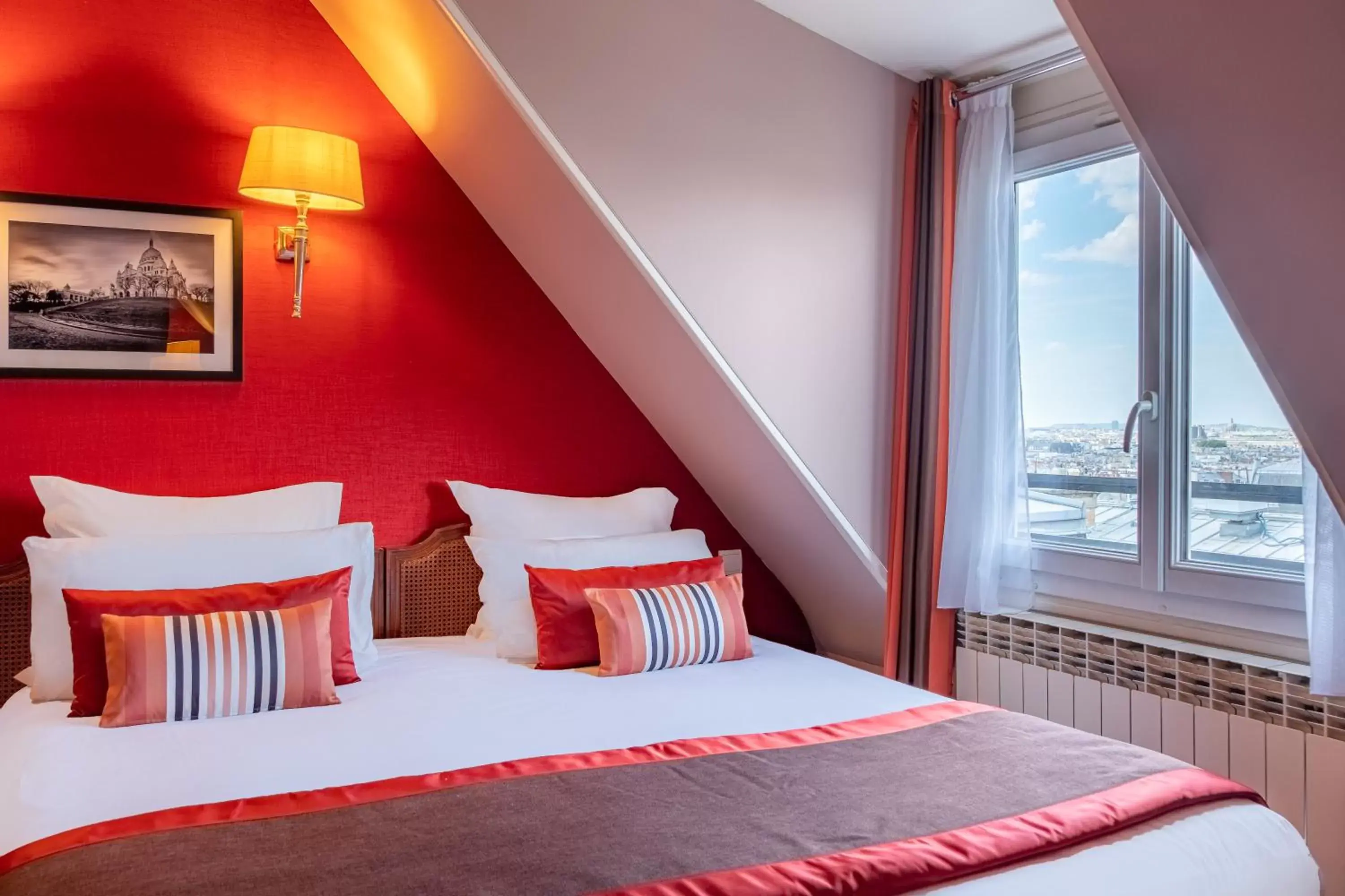 Executive Room in Hotel Trianon Rive Gauche Executive Room in Hotel Trianon Rive Gauche