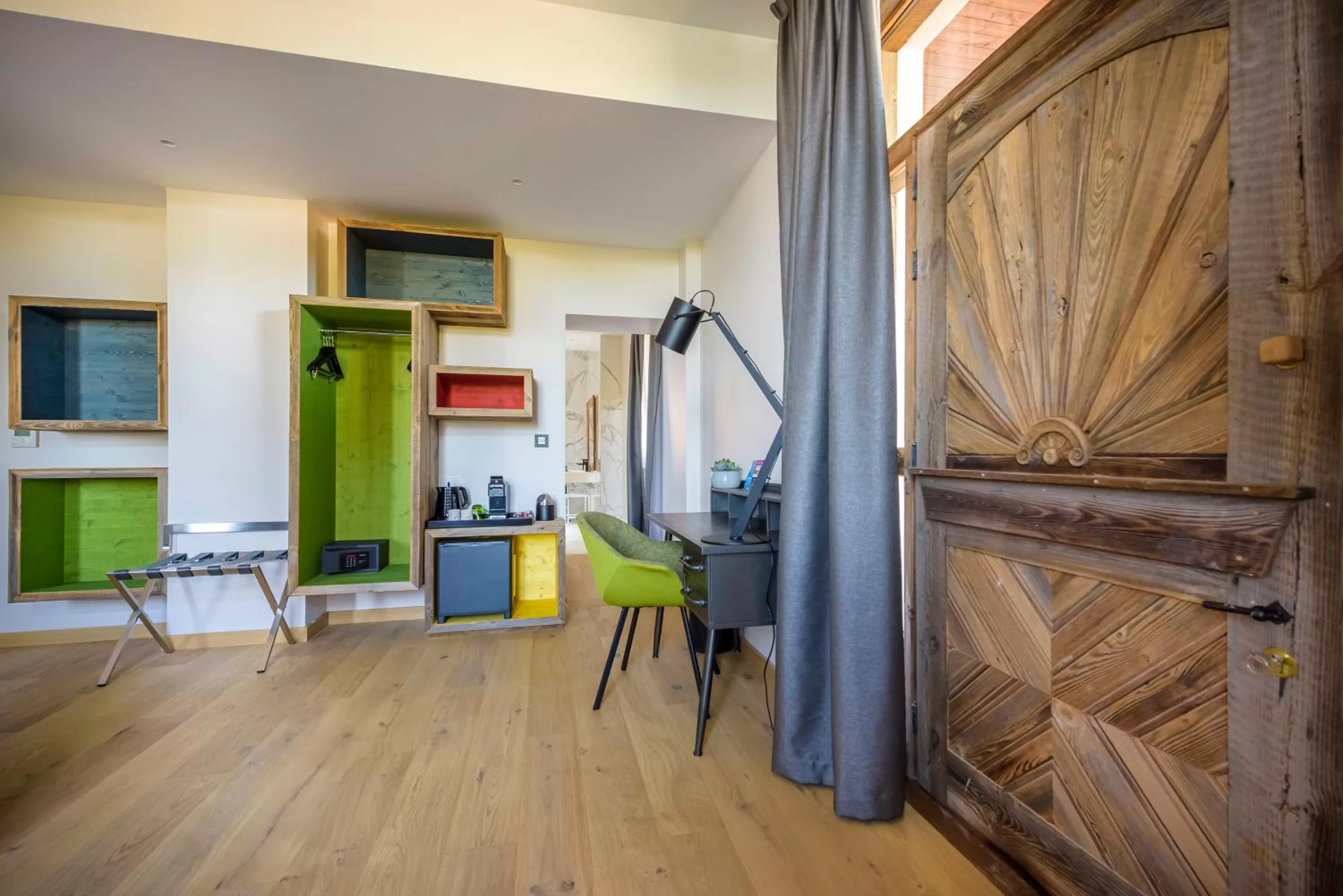 Seating area in Hôtel La Garenne