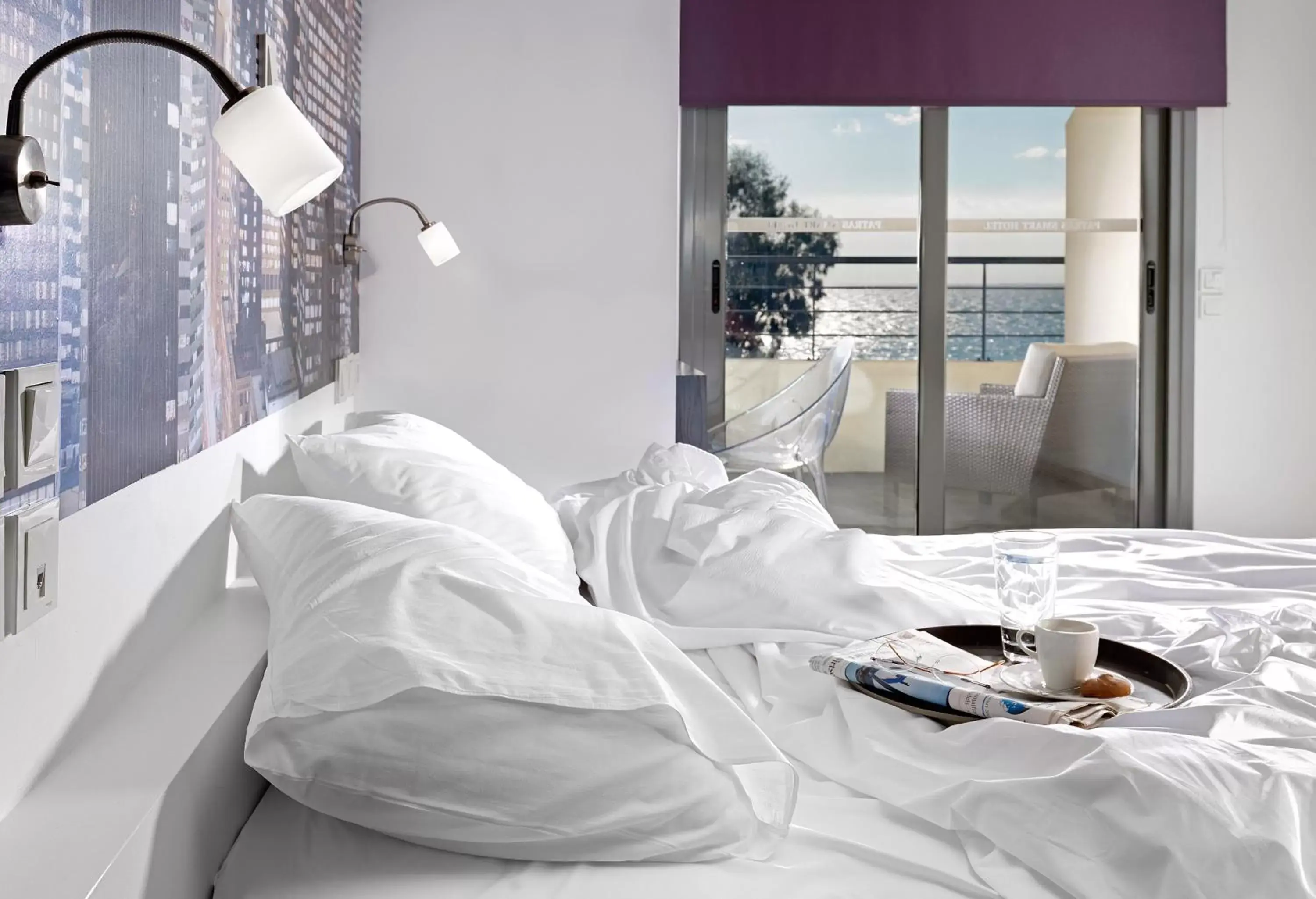 Bed in Airotel Patras Smart