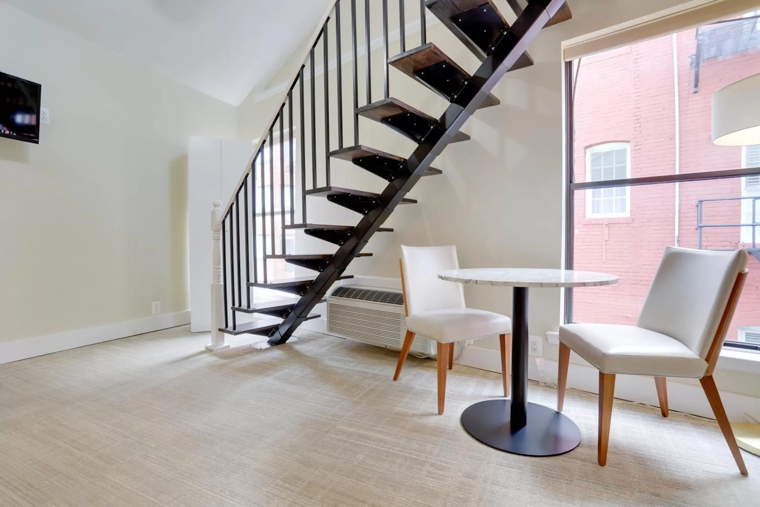 Dining Area in Sojourn at DuPont Place