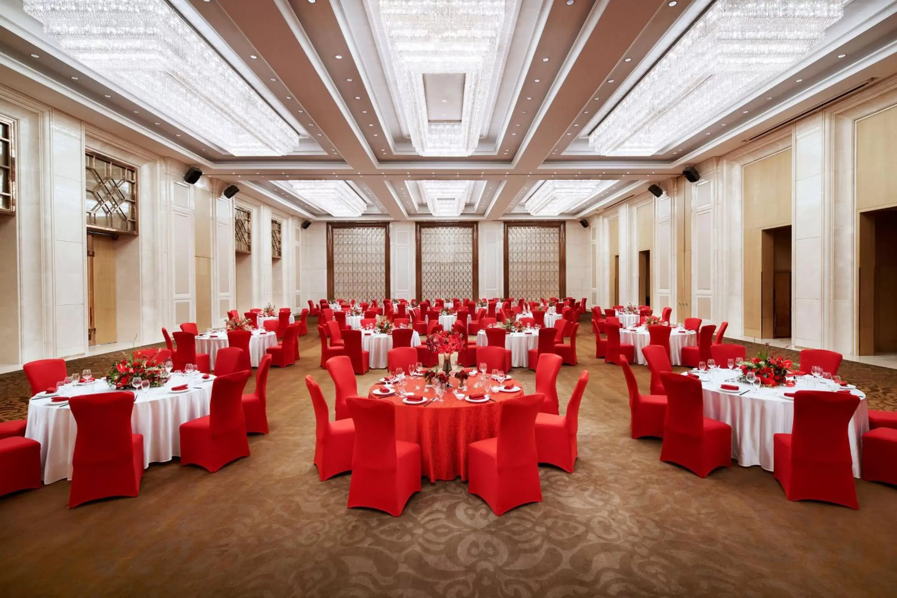 Meeting/conference room, Banquet Facilities in Sheraton Grand Wuhan Hankou Hotel - Let's take a look at the moment of Wuhan