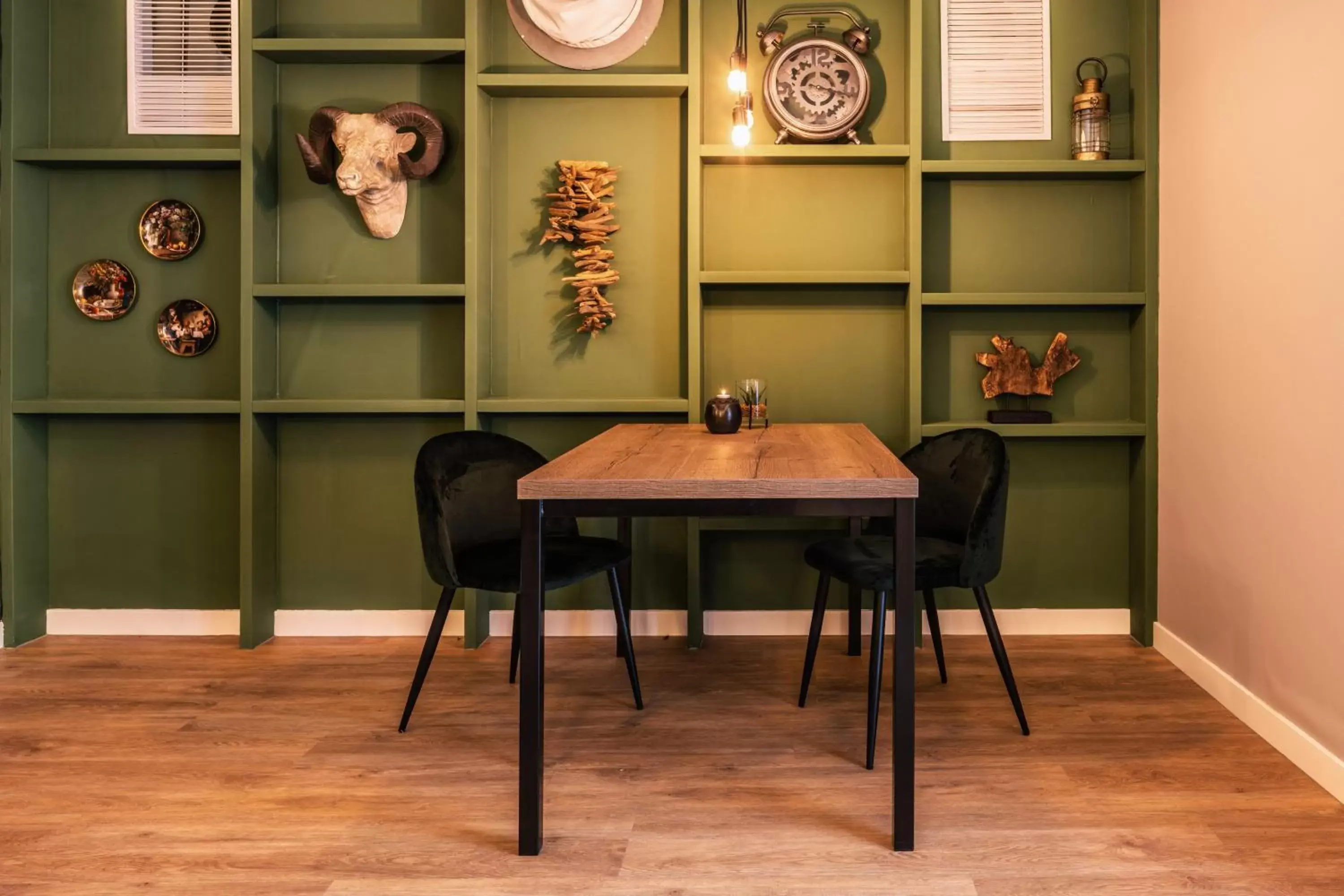 Dining Area in De Stobbe hotel & suites