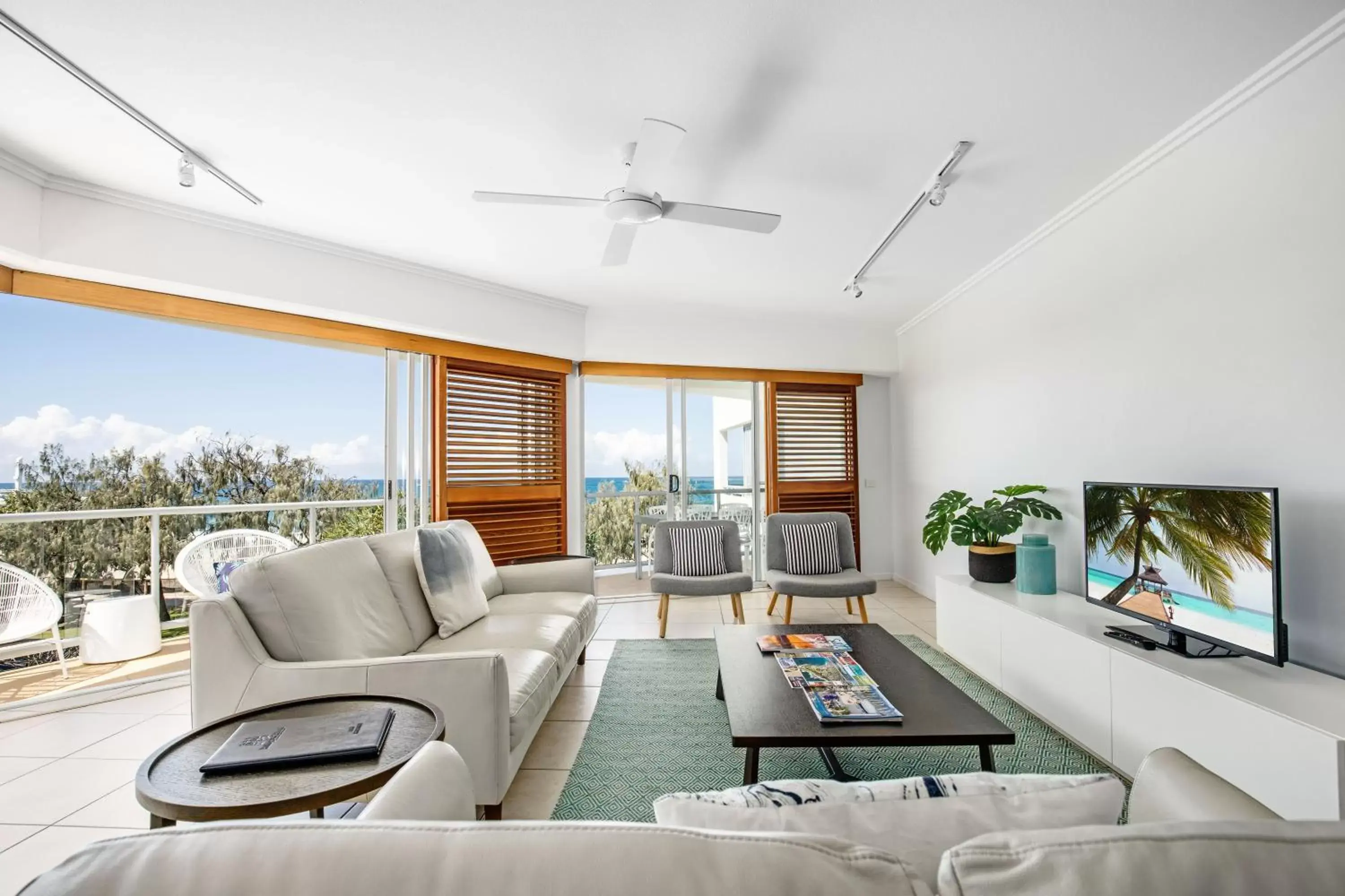 Living room, Seating Area in Rolling Surf Resort