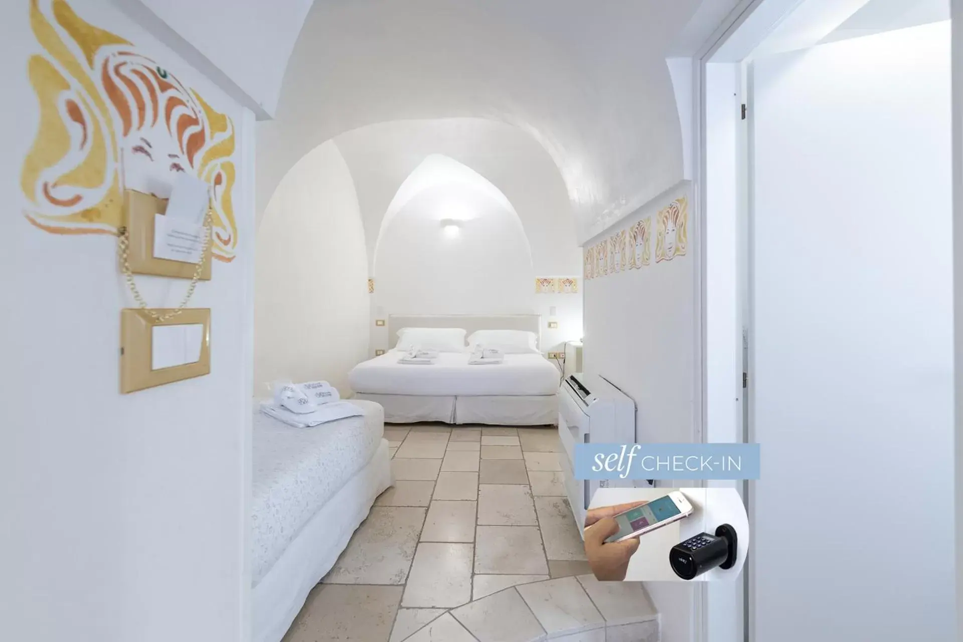 Bed in Dimora Dell'Osanna Raro Villas Smart Rooms Collection