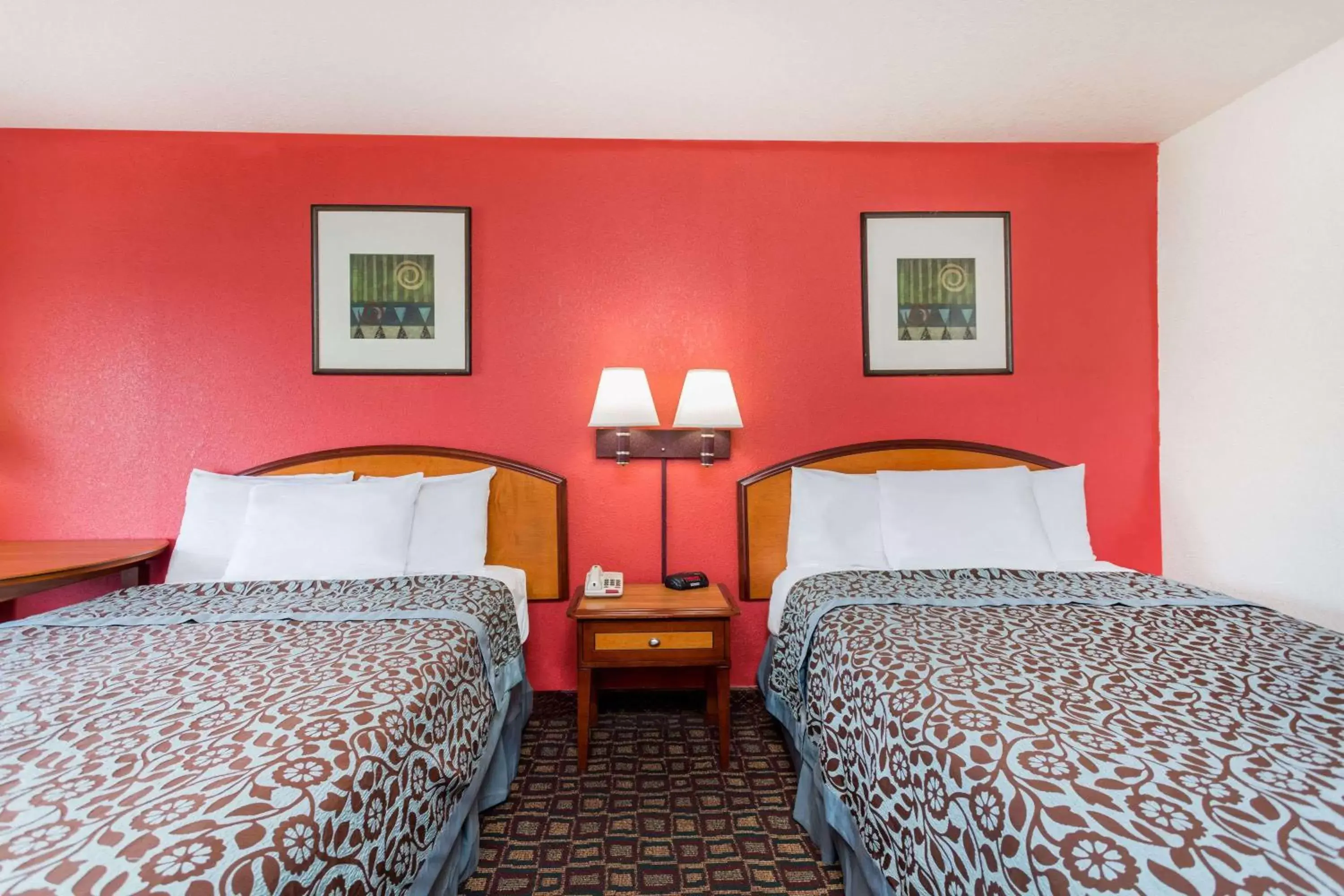 Photo of the whole room, Bed in Days Inn by Wyndham Augusta Wheeler Road