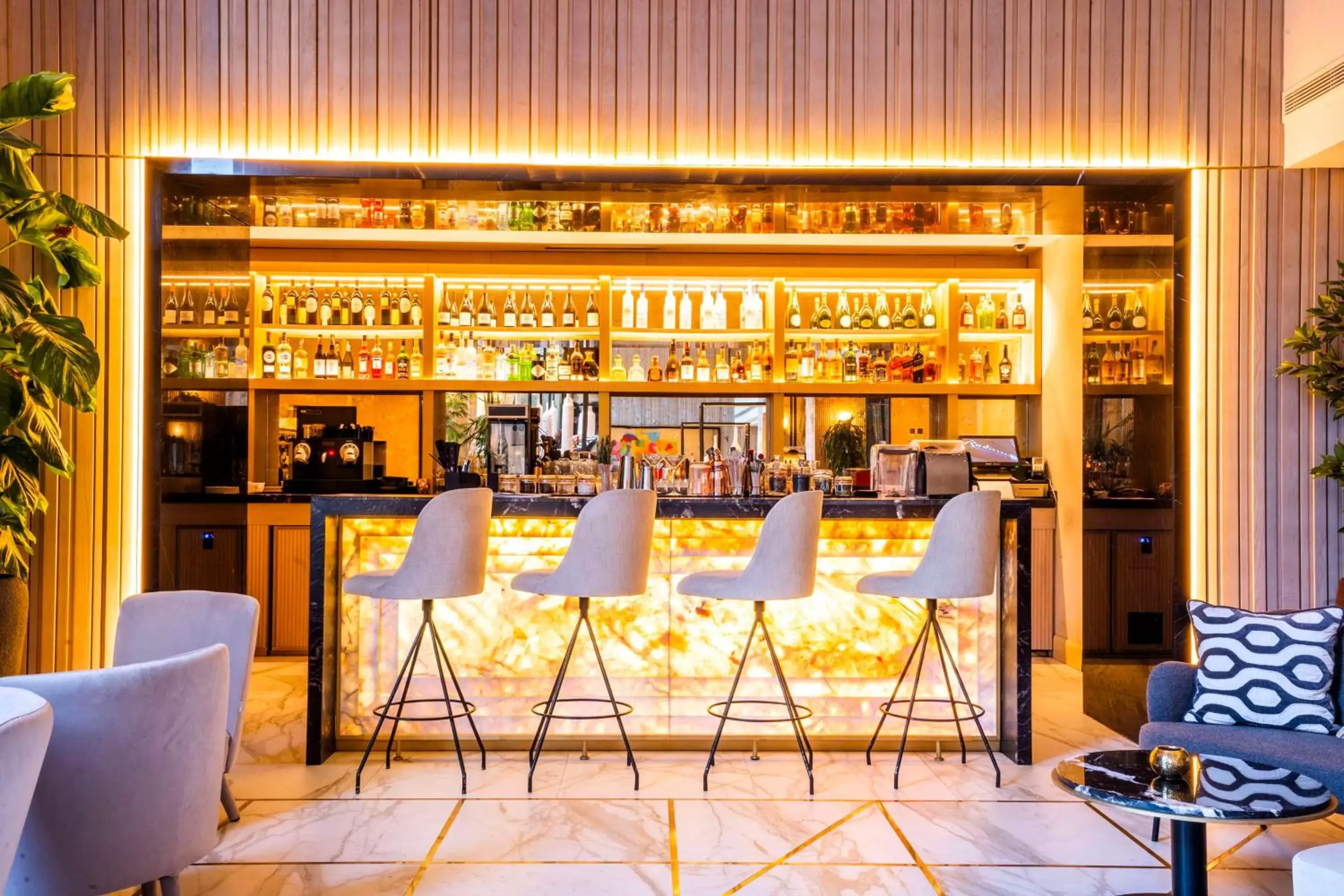 Lobby or reception, Lounge/Bar in Radisson Blu Hotel Casablanca City Center