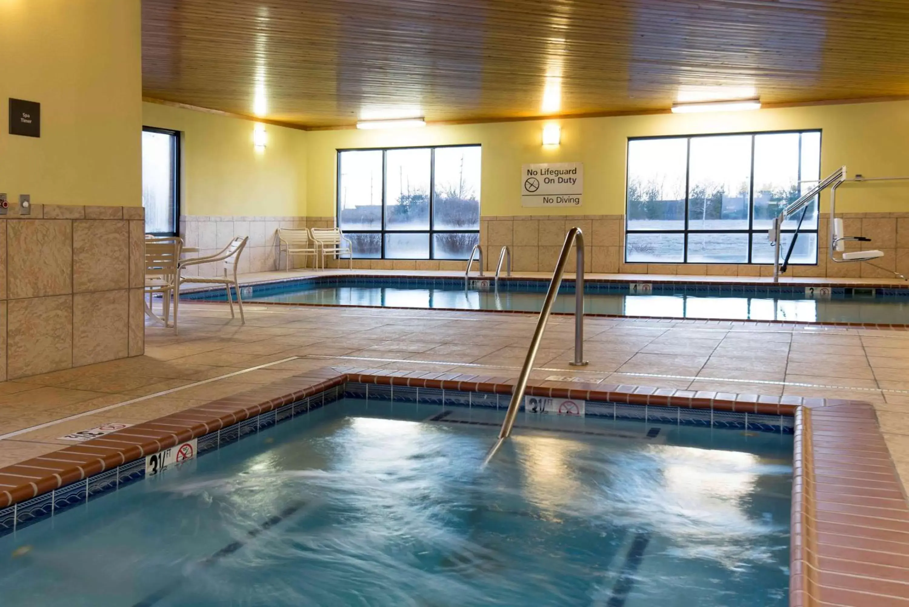 Pool view, Swimming Pool in Hampton Inn & Suites Danville