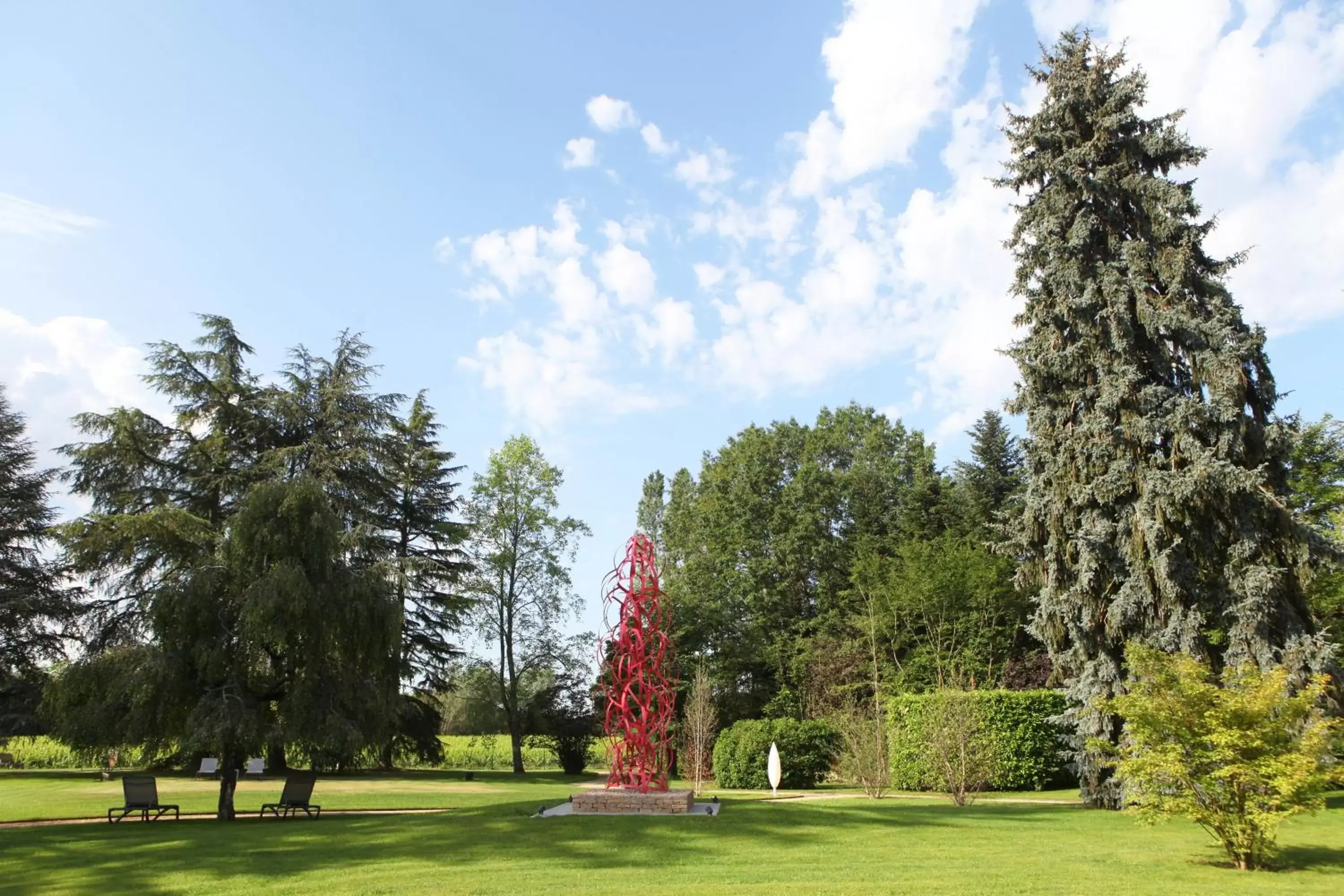 Garden in Les Maritonnes Parc & Vignoble