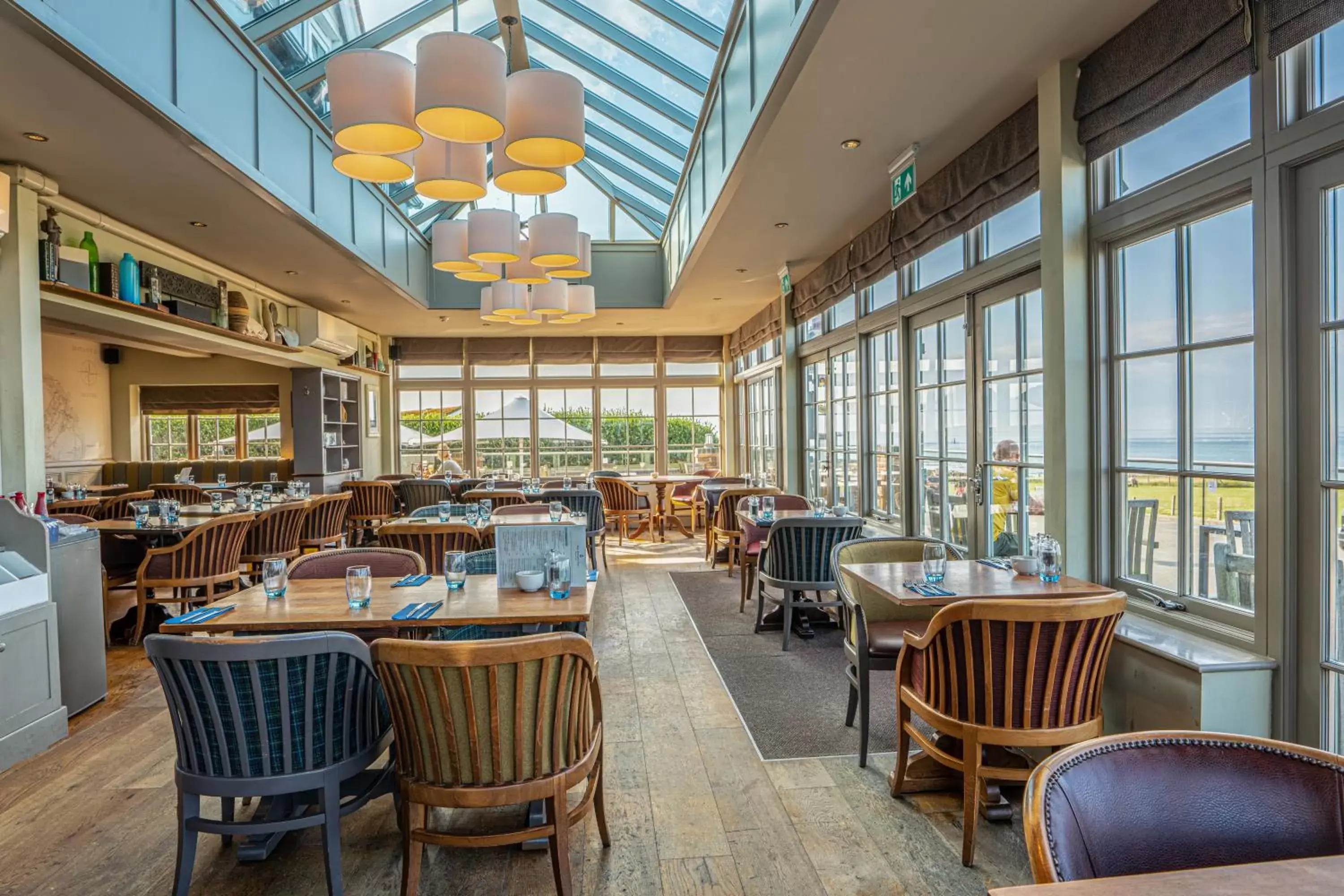 Restaurant/places to eat in Botany Bay Hotel Restaurant/places to eat in Botany Bay Hotel