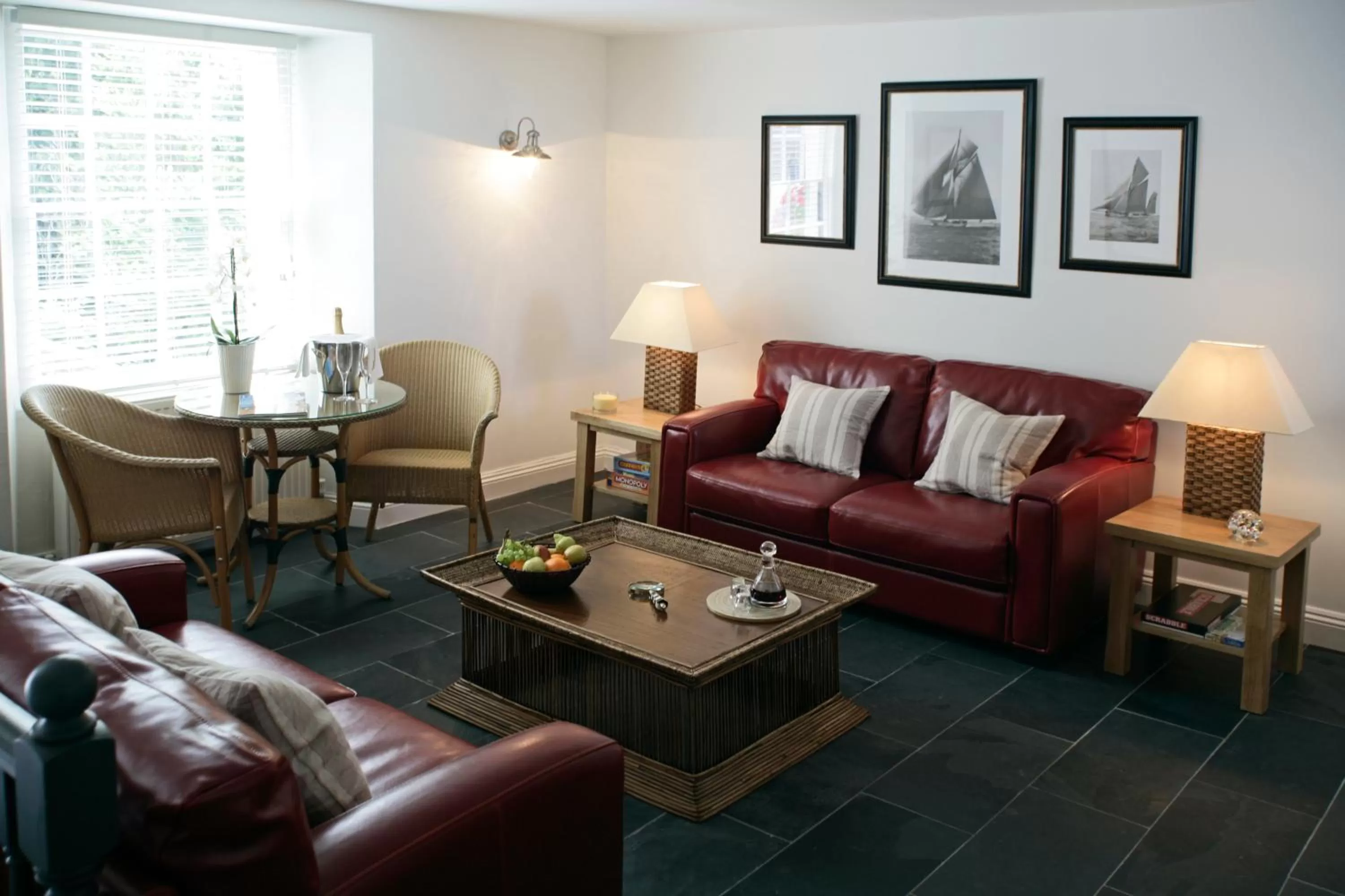 Day, Seating Area in Cary Arms & Spa