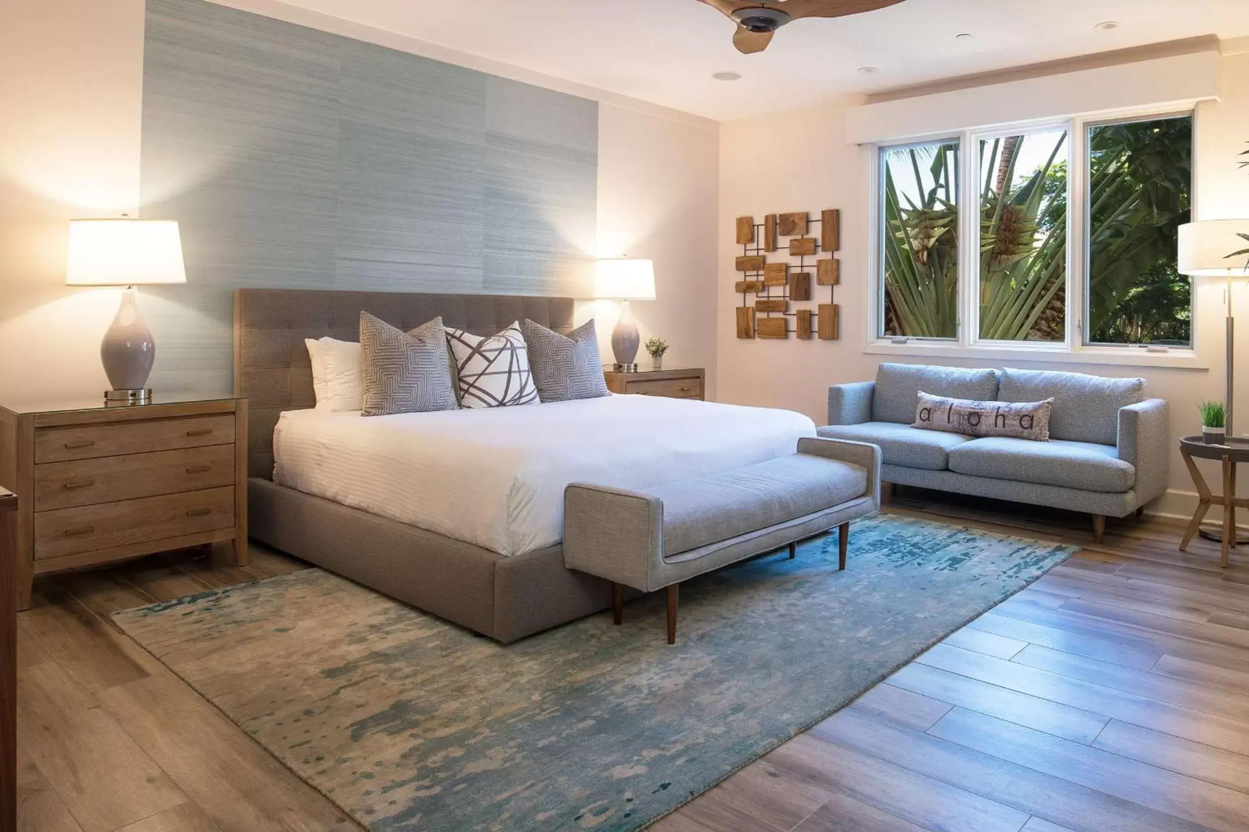 Photo of the whole room, Bed in Wailea Beach Villas, a Destination by Hyatt Residence