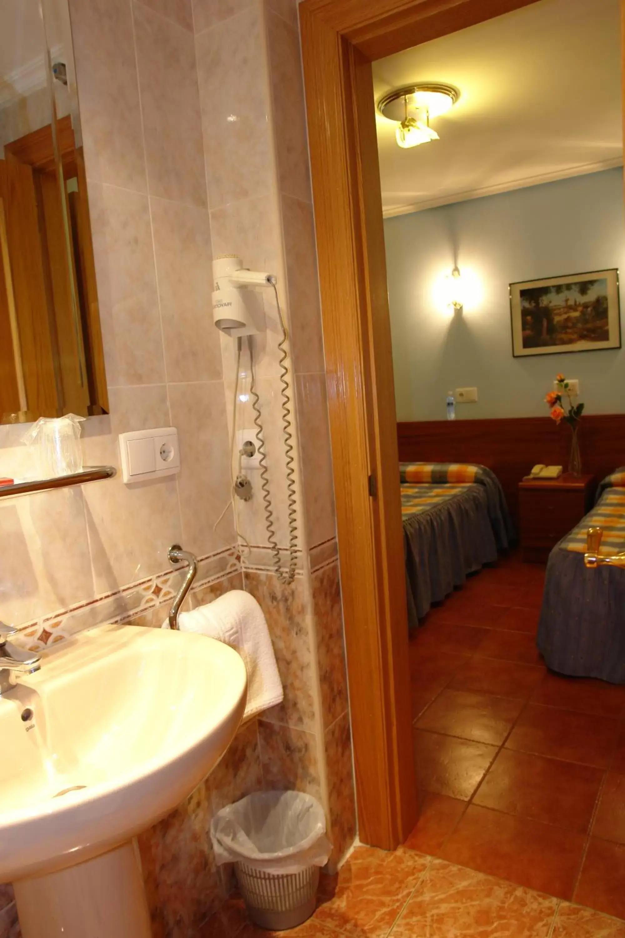 Bathroom in Hostal Campus