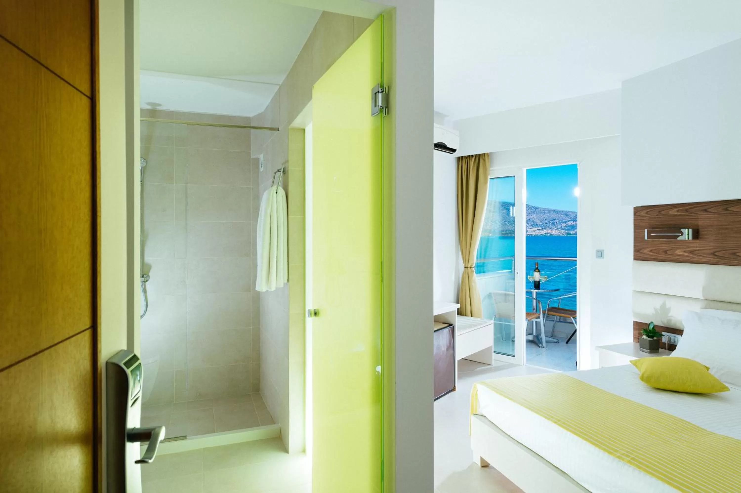 Photo of the whole room, Bed in Elounda Akti Olous (Adults Only)