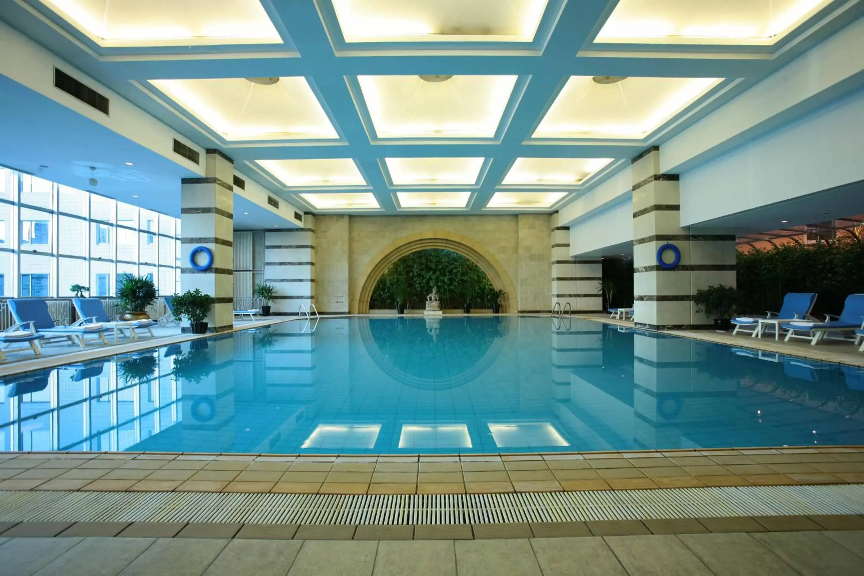 Fitness centre/facilities, Swimming Pool in The Presidential Beijing