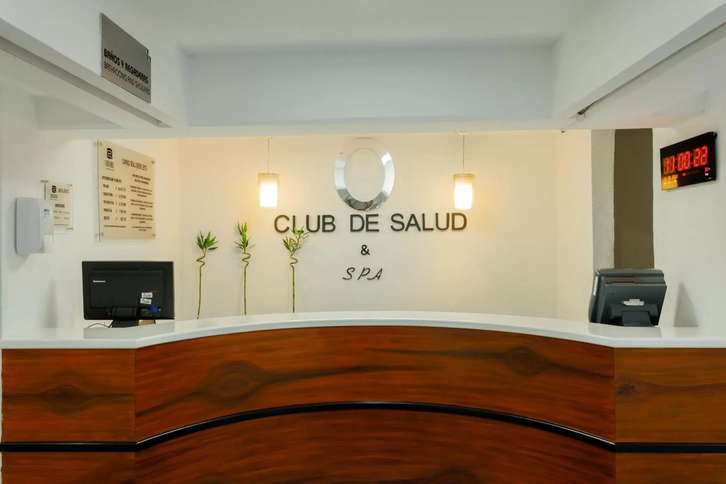 Spa and wellness centre/facilities, Lobby/Reception in Camino Real Aeropuerto