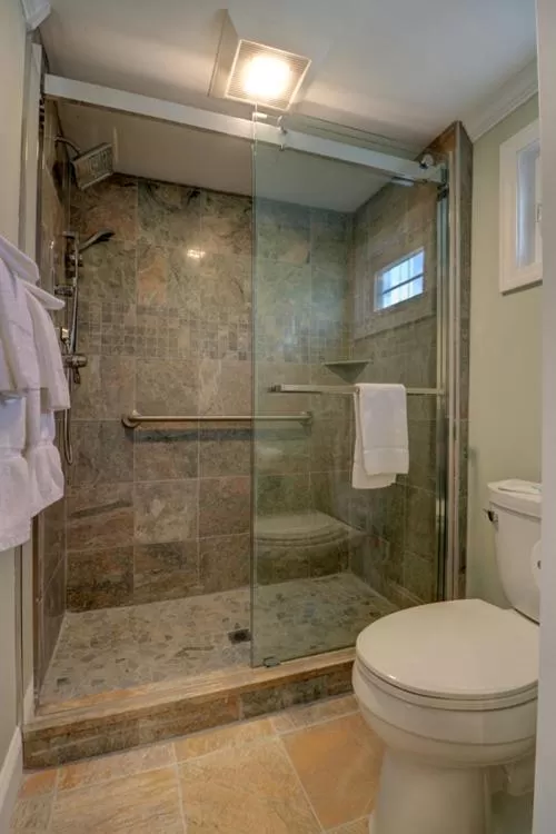 Bathroom in Norseman Resort on the Beach