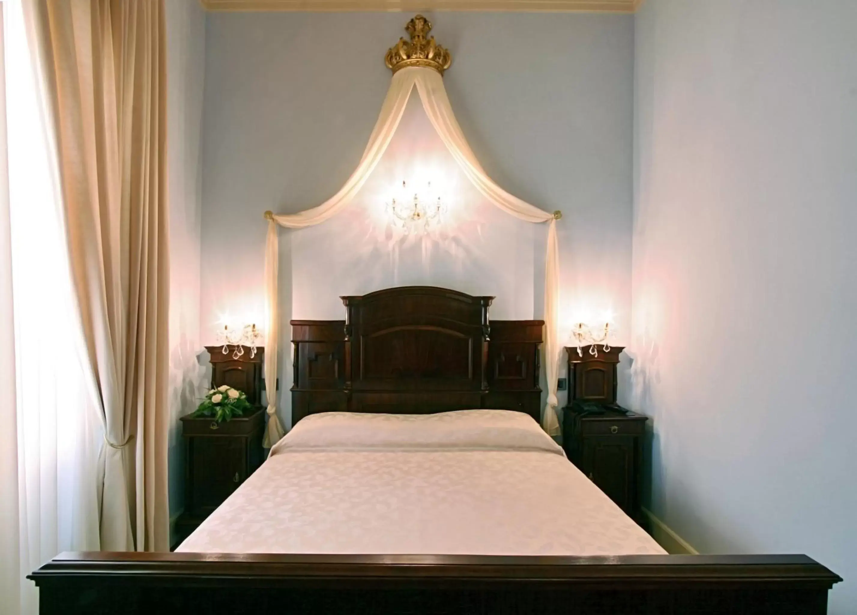 Bed in Hotel Villa Borghesi