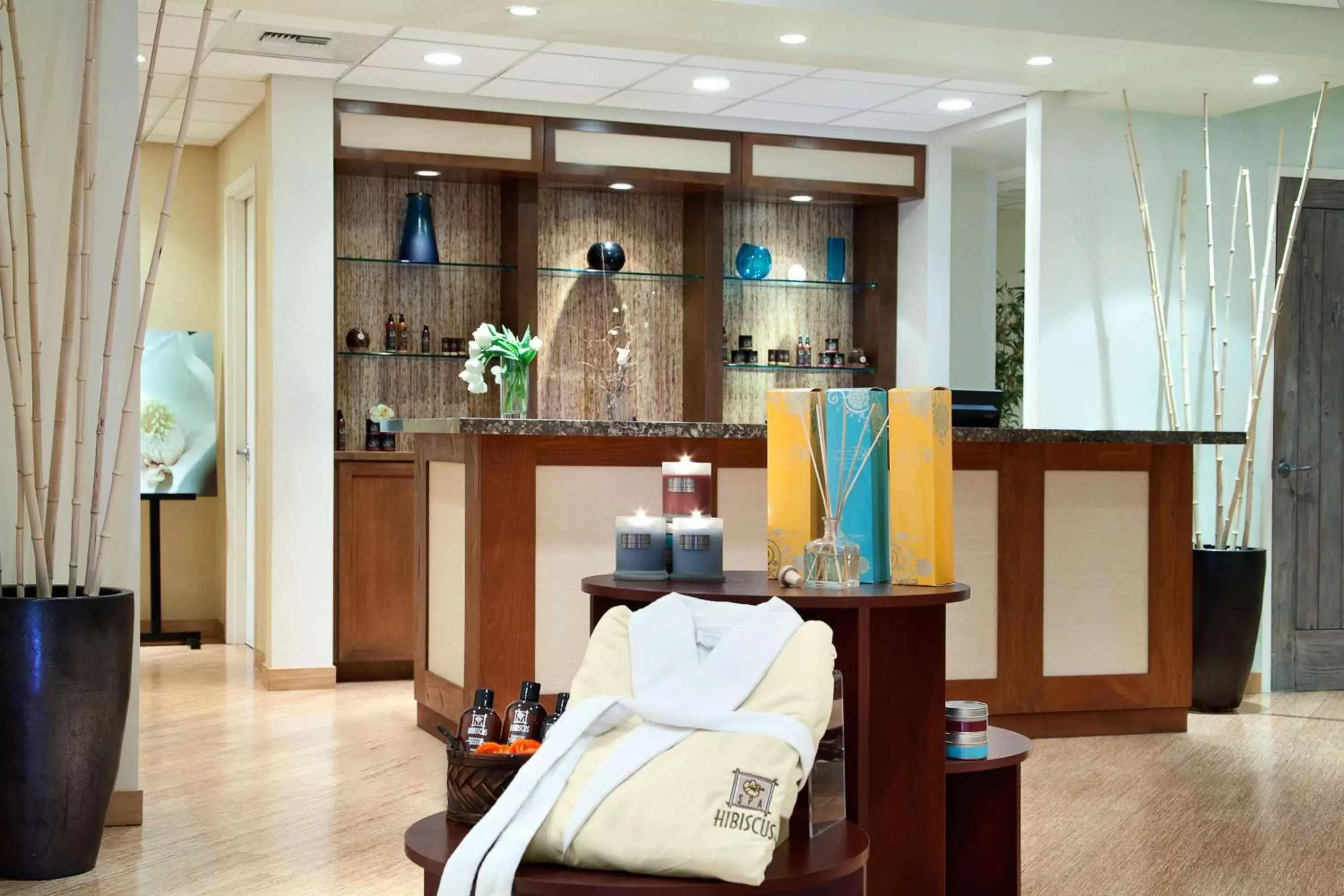 Spa and wellness centre/facilities in Embassy Suites La Quinta Hotel & Spa