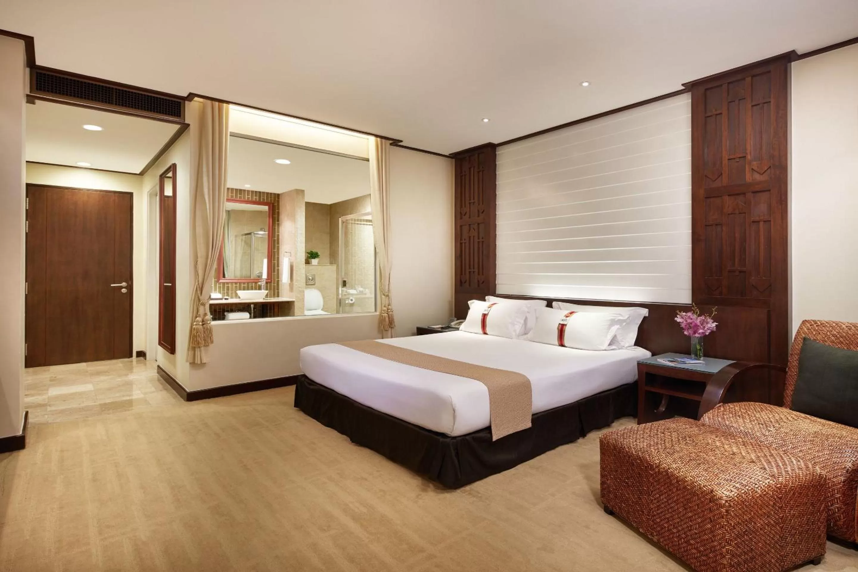 Bedroom, Bed in The Davis Bangkok