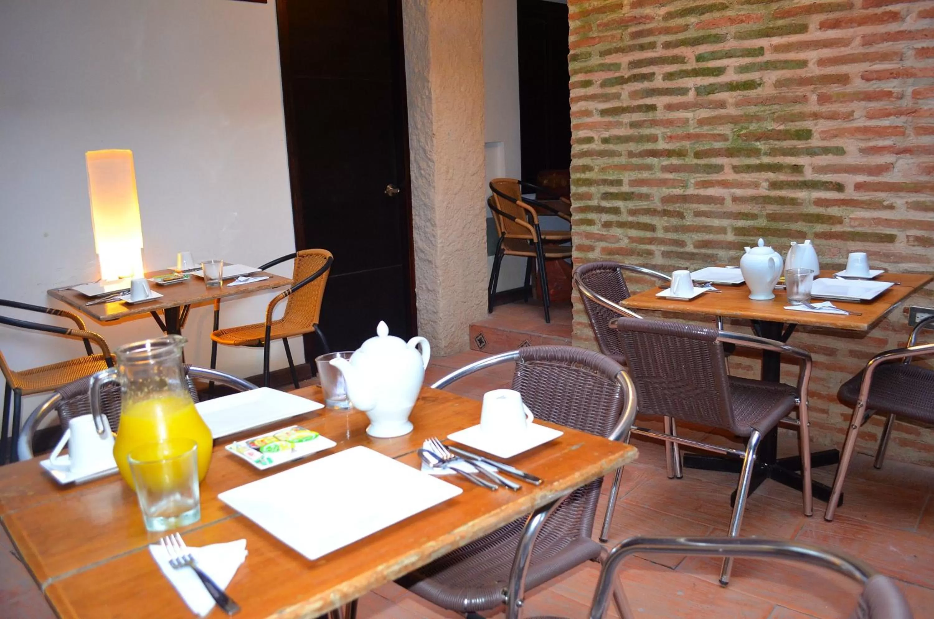 Restaurant/places to eat in Hotel Galeria la Trinidad