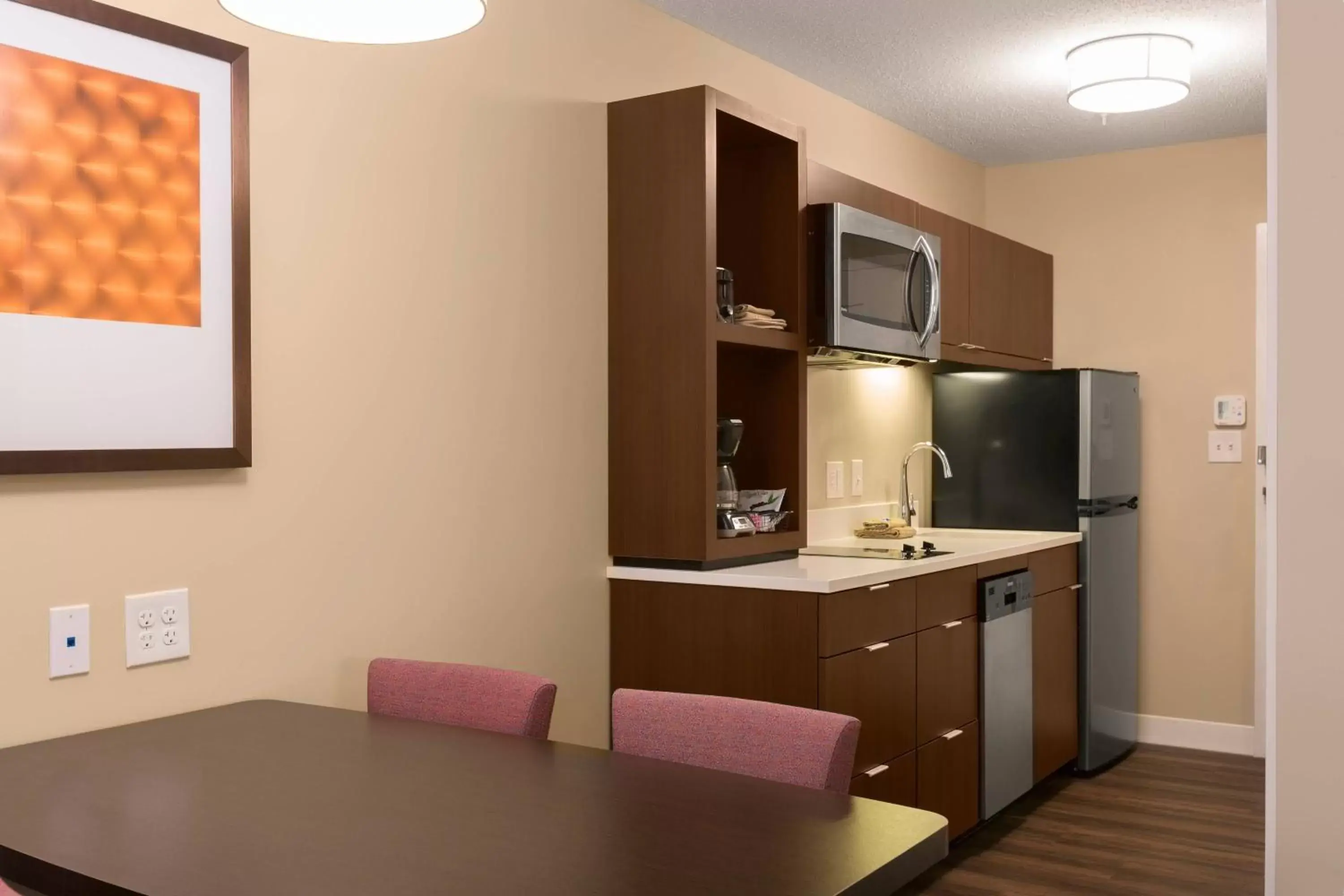 Photo of the whole room, Kitchen/Kitchenette in TownePlace Suites Boone