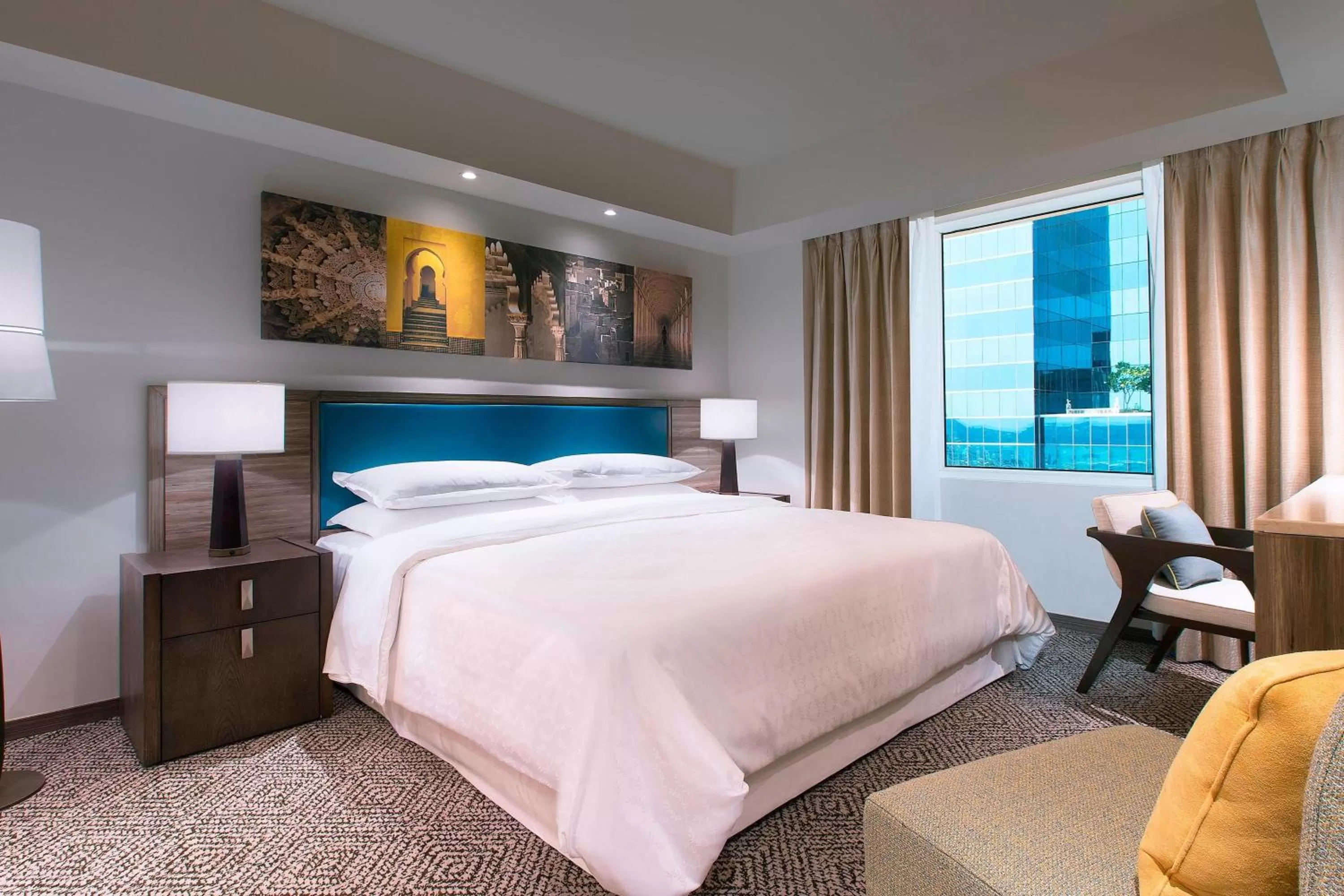 Photo of the whole room, Bed in Sheraton Hyderabad Hotel