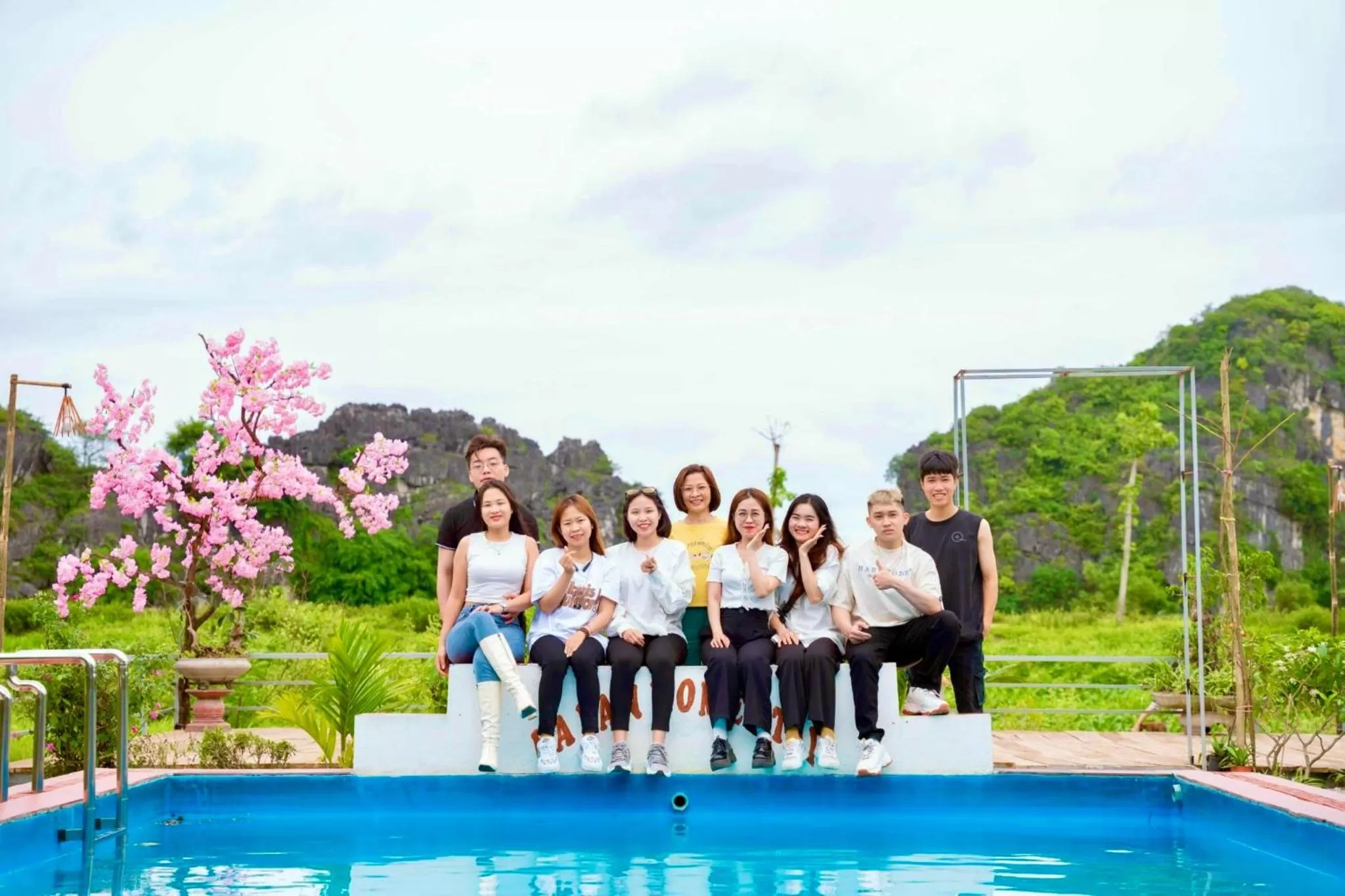 Swimming pool in Ha Lan Homestay