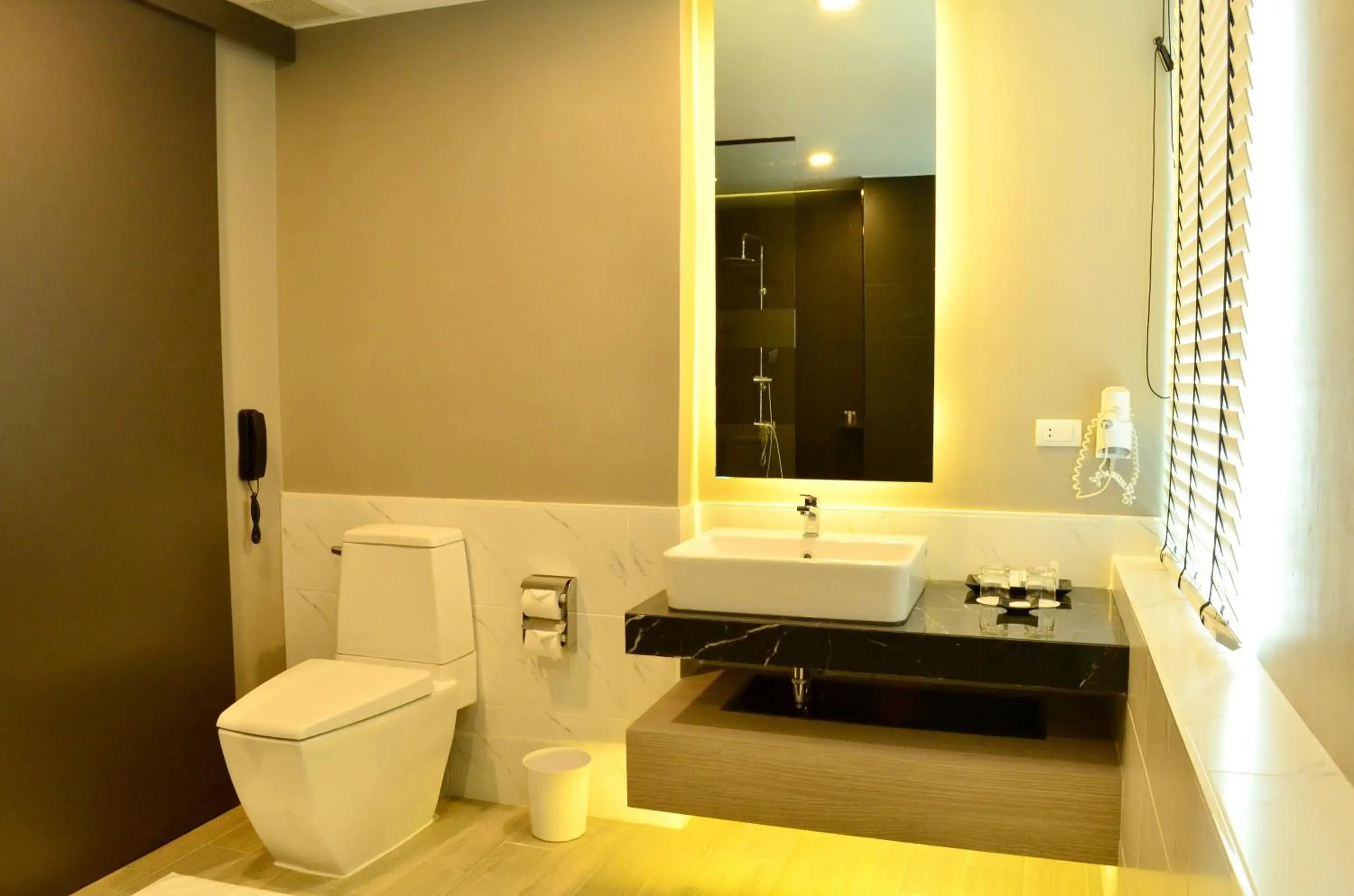 Bathroom in Miracle Suvarnabhumi Airport