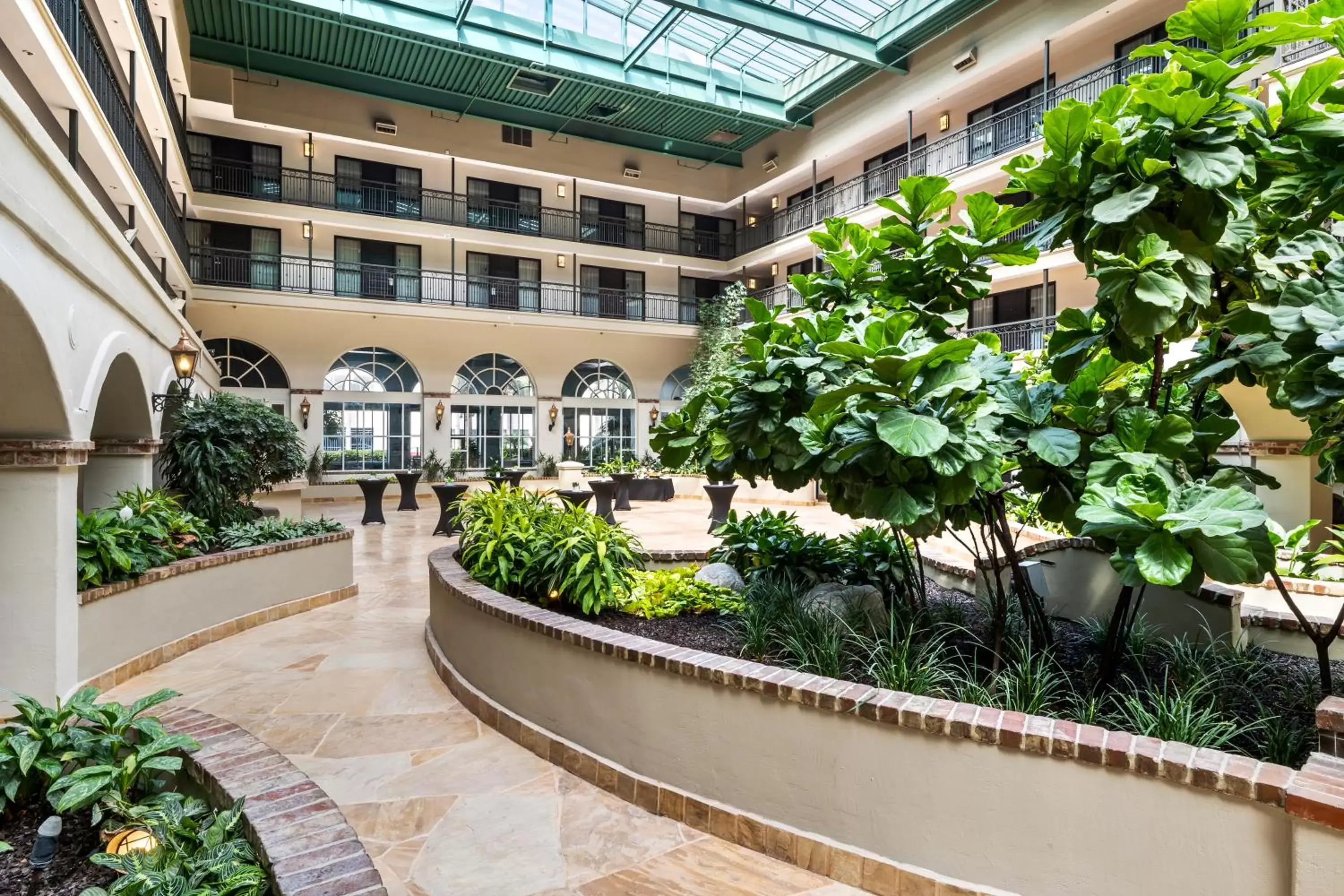Lobby or reception, Property Building in Embassy Suites by Hilton Los Angeles International Airport South